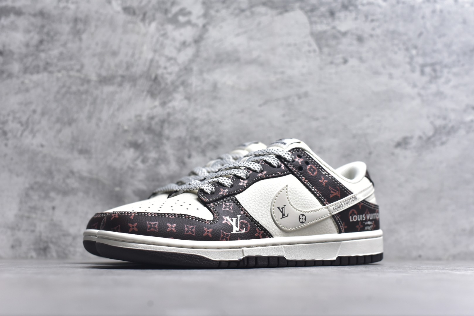 图片[2]-#Nike SB Dunk Low LV联名 白棕经典 周年高端定制 低帮休闲板鞋 CX5050-Y05 #定制鞋盒 大厂纯原品质出货 超高清洁度 皮料切割干净无任何毛边 细节完美 尺码：36 36.5 37.5 38 38.5 39 40 40.5 41 42 42.5 43 44 44.5 45 9.E5-选品中心