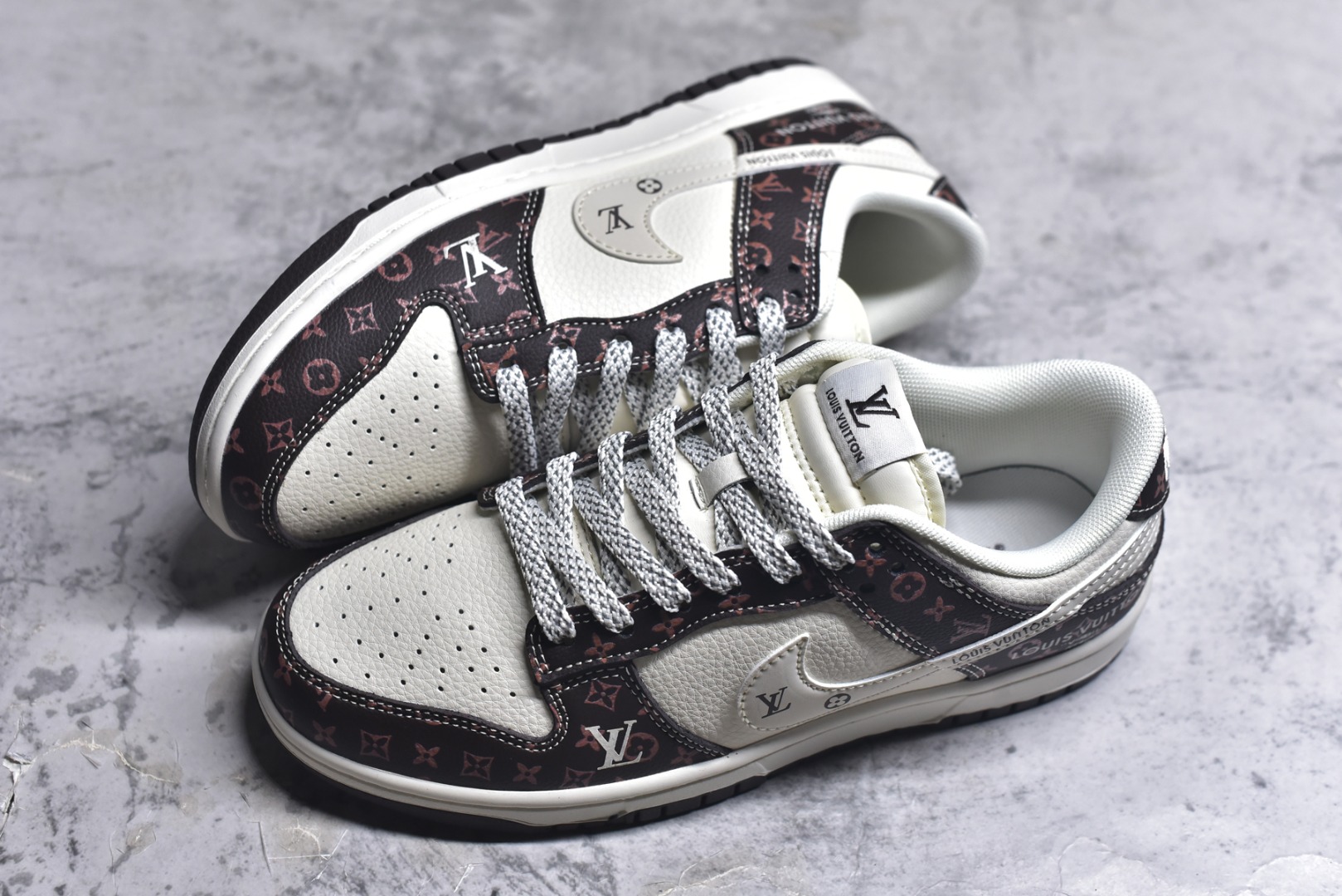 图片[7]-#Nike SB Dunk Low LV联名 白棕经典 周年高端定制 低帮休闲板鞋 CX5050-Y05 #定制鞋盒 大厂纯原品质出货 超高清洁度 皮料切割干净无任何毛边 细节完美 尺码：36 36.5 37.5 38 38.5 39 40 40.5 41 42 42.5 43 44 44.5 45 9.E5-选品中心