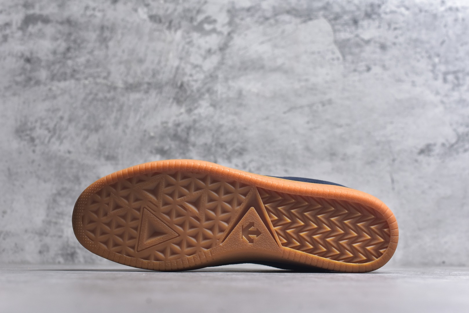 图片[6]-#迪桑特DESCENTE EDGE COURT RETRO 复古轻质 耐磨低帮 生活休闲鞋 货号：SP323LSN82 尺码：36 36.5 37.5 38 38.5 39 40 40.5 41 42 42.5 43 44 45-选品中心