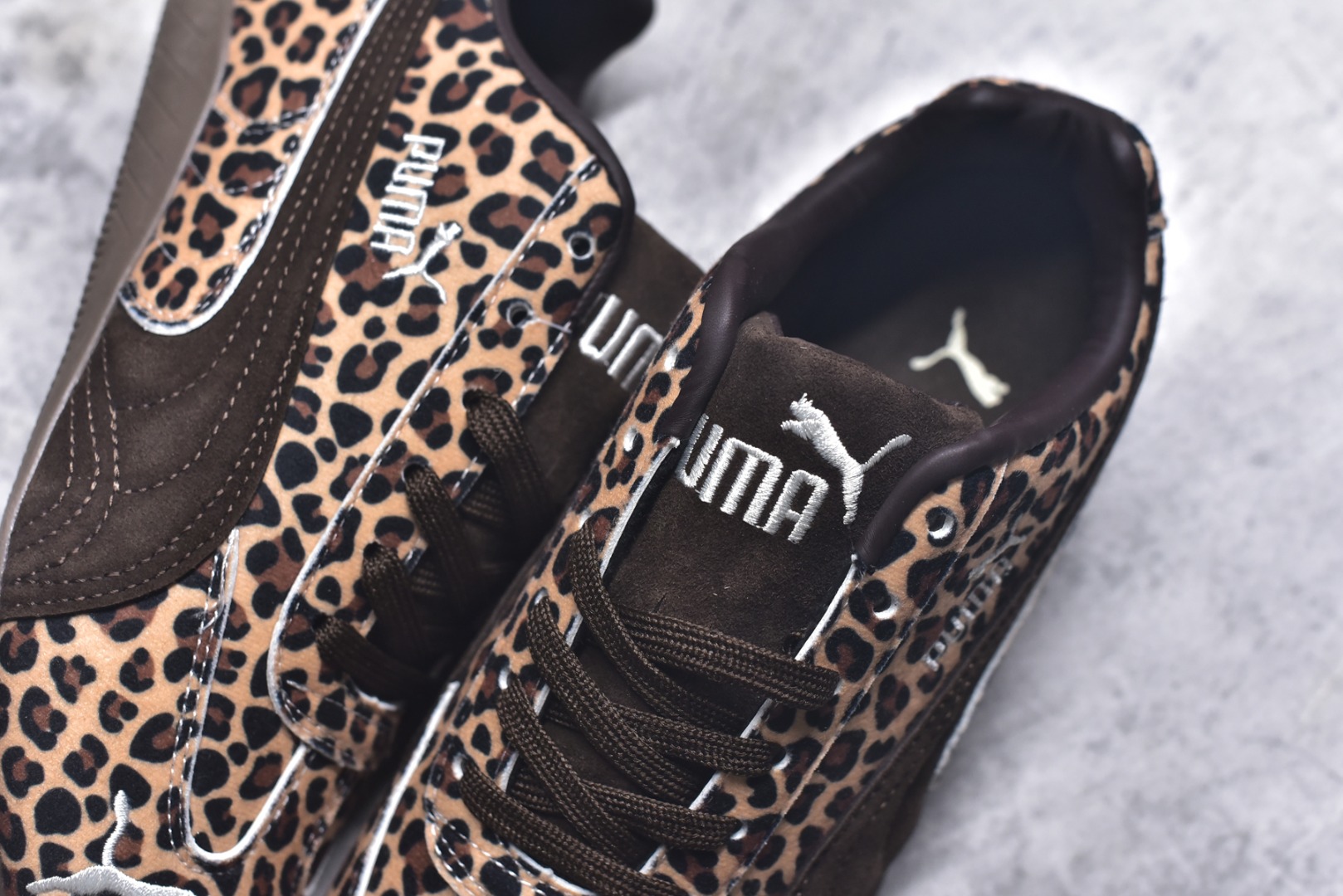 图片[9]-#Puma Speedcat OG Sparco 彪马罗马阿莫尔系列 复古运动休闲赛车跑鞋 全球知名运动品牌PUMA赛车系列 以趣味十足又前卫复古的设计引领潮流 将赛道精神融入街头时尚 开启前卫竞速之旅 主打前卫复古风 Roma鞋款的鞋侧以复古的流线造型 经典Logo 巧妙吸睛 而Speedcat鞋款以亮眼三色条纹元素缀以舒适鞋面 赋予了独特的个性美学 演绎赛车的无尽能量 货号：406690-01 尺码： 35-45-选品中心