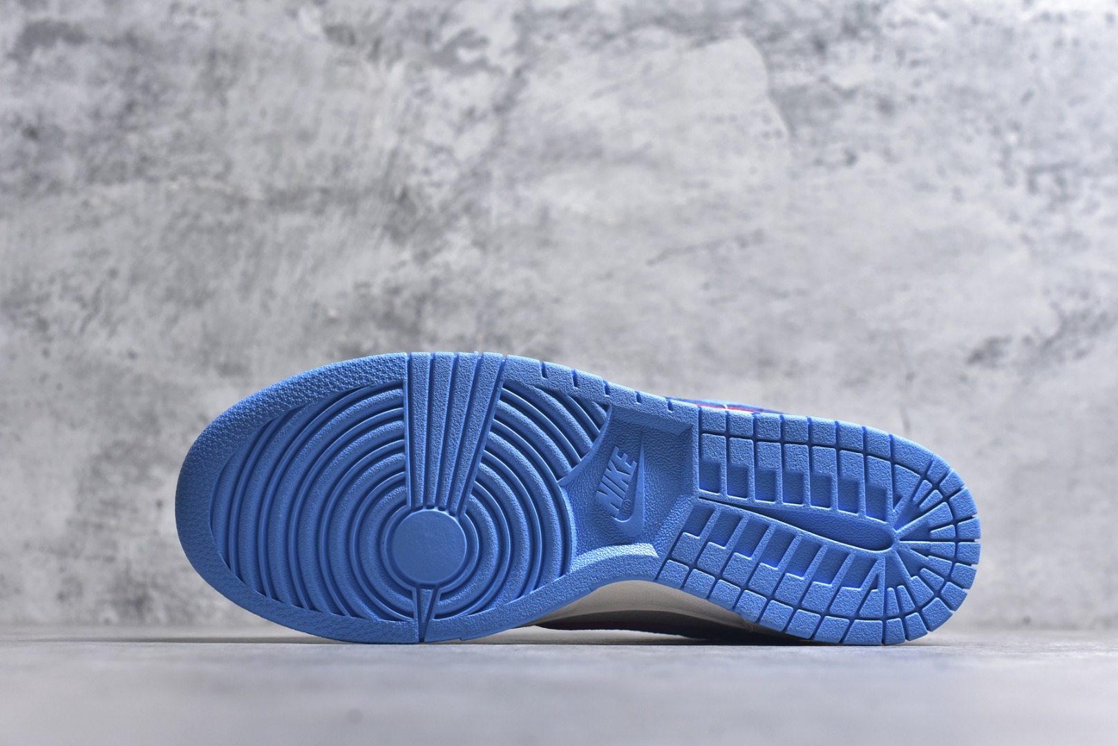 图片[6]-#海外爆款限量发售！Nike SB Dunk Low 高端定制 低帮休闲板鞋 定制鞋盒 大厂纯原品质出货 超高清洁度 皮料切割干净无任何毛边 细节完美 货号：KK1333-010 尺码：36 37.5 38 39 40 41 42 43 44 45-选品中心