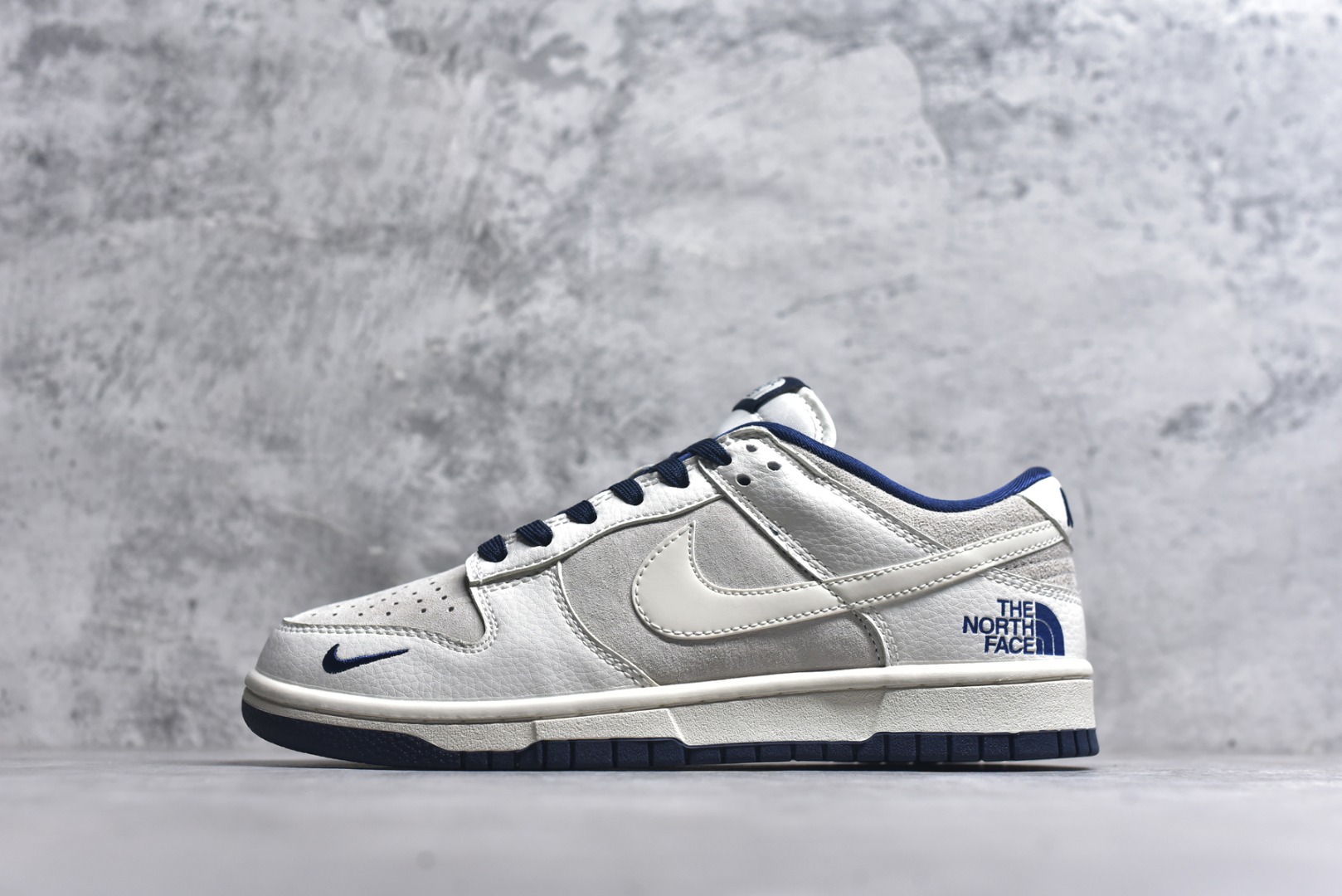 #Nike SB Dunk Low 高端定制 低帮休闲板鞋 定制鞋盒 大厂纯原品质出货 超高清洁度 皮料切割干净无任何毛边 细节完美 货号：KK1333-006 尺码：36 37.5 38 39 40 41 42 43 44 45-选品中心