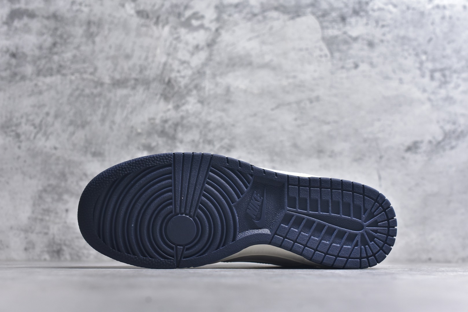 图片[6]-#Nike SB Dunk Low 高端定制 低帮休闲板鞋 定制鞋盒 大厂纯原品质出货 超高清洁度 皮料切割干净无任何毛边 细节完美 货号：KK1333-006 尺码：36 37.5 38 39 40 41 42 43 44 45-选品中心