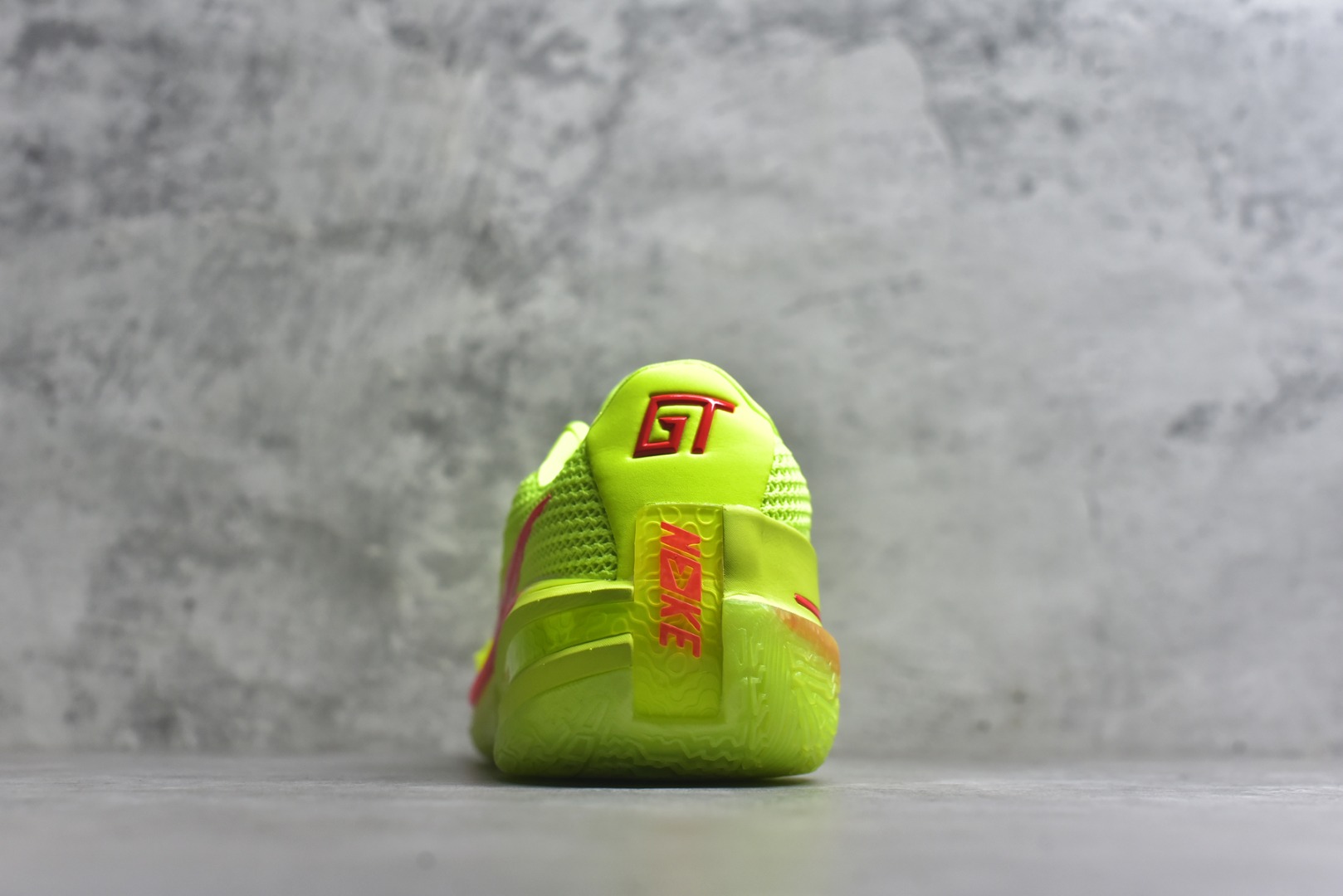 图片[5]-#灭世纯原 NK Zoom GT CUT 1 低帮实战篮球鞋 IM2130-700 历时三月调试 完美版型独家呈现 独家革新四层加厚复合鞋面 鞋面强度及支撑性能秒杀市场尝鲜纯原 独家内置高韧性TPU抗扭片 尝鲜纯原无抗扭片 原厂ZOOM 配套工艺气垫 澎湃脚感上脚可鉴 区分市场假气垫 低气压气垫 大底正确拼接式SWOOSH图案 区分市场一体式贴膜 原厂REACT中底发泡模具 前掌纹路极其立体 防滑性能优异 实战出真知 历经多位圈内大神实战测试 尺码：39 40 40.5 41 42 42.5 43 44 44.5 45 46-选品中心