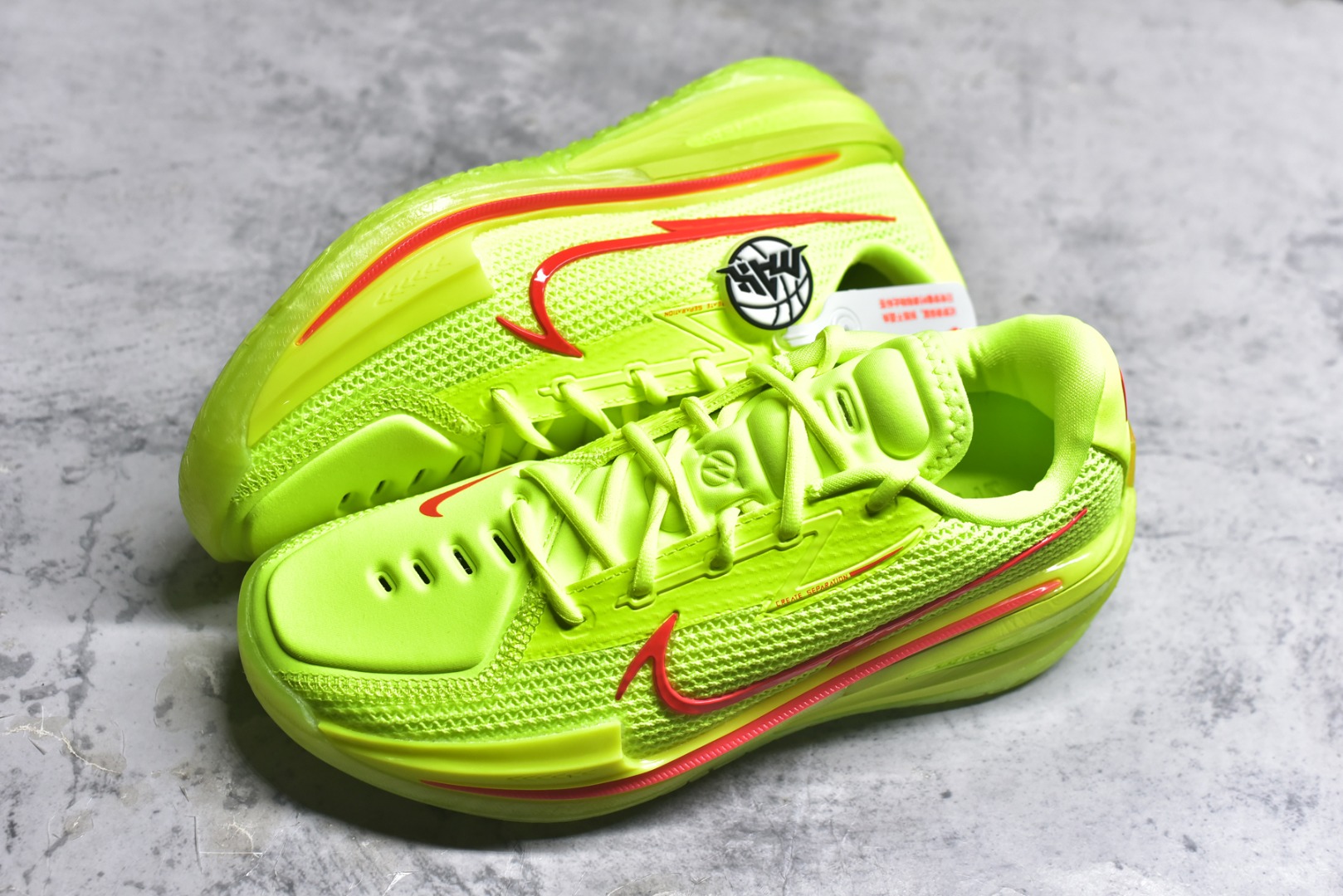 图片[7]-#灭世纯原 NK Zoom GT CUT 1 低帮实战篮球鞋 IM2130-700 历时三月调试 完美版型独家呈现 独家革新四层加厚复合鞋面 鞋面强度及支撑性能秒杀市场尝鲜纯原 独家内置高韧性TPU抗扭片 尝鲜纯原无抗扭片 原厂ZOOM 配套工艺气垫 澎湃脚感上脚可鉴 区分市场假气垫 低气压气垫 大底正确拼接式SWOOSH图案 区分市场一体式贴膜 原厂REACT中底发泡模具 前掌纹路极其立体 防滑性能优异 实战出真知 历经多位圈内大神实战测试 尺码：39 40 40.5 41 42 42.5 43 44 44.5 45 46-选品中心