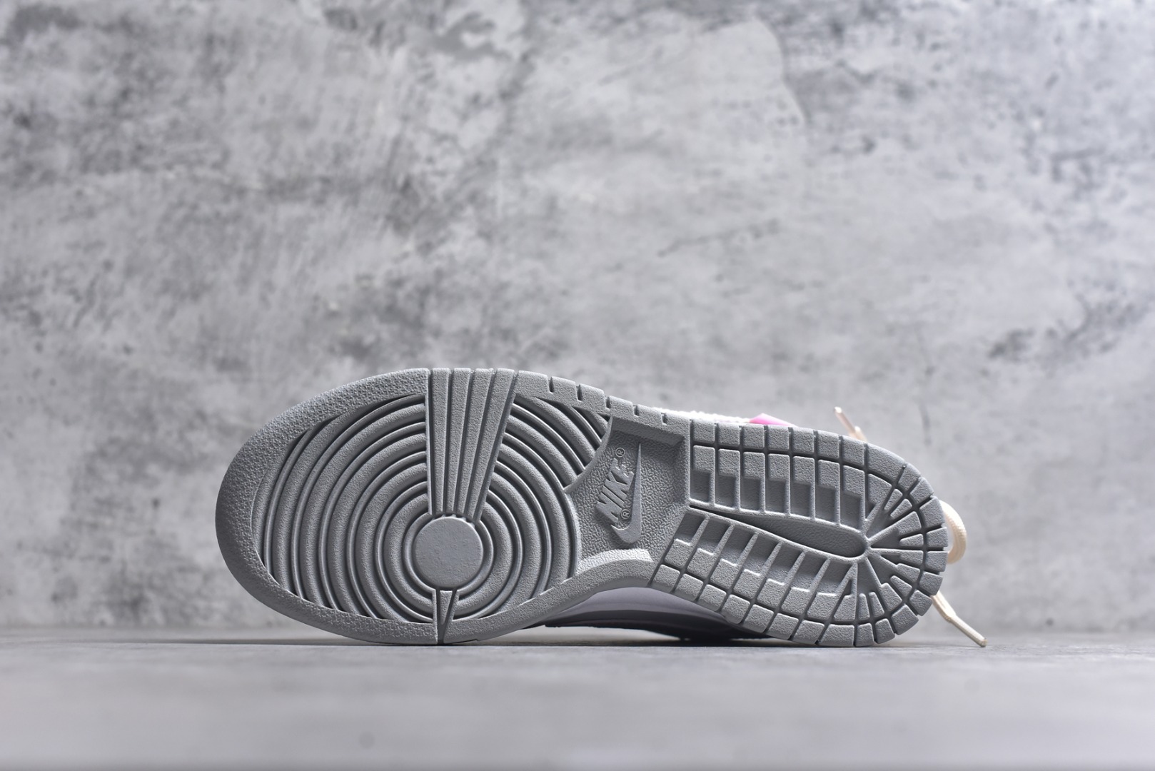 图片[6]-#Nike SB Dunk Low 情人节粉绑带 低帮休闲板鞋 DD1391-103 #定制鞋盒 超高清洁度 皮料切割干净无任何毛边 细节完美 尺码：35.5 36 36.5 37.5 38 38.5 39 40 9.E5-选品中心