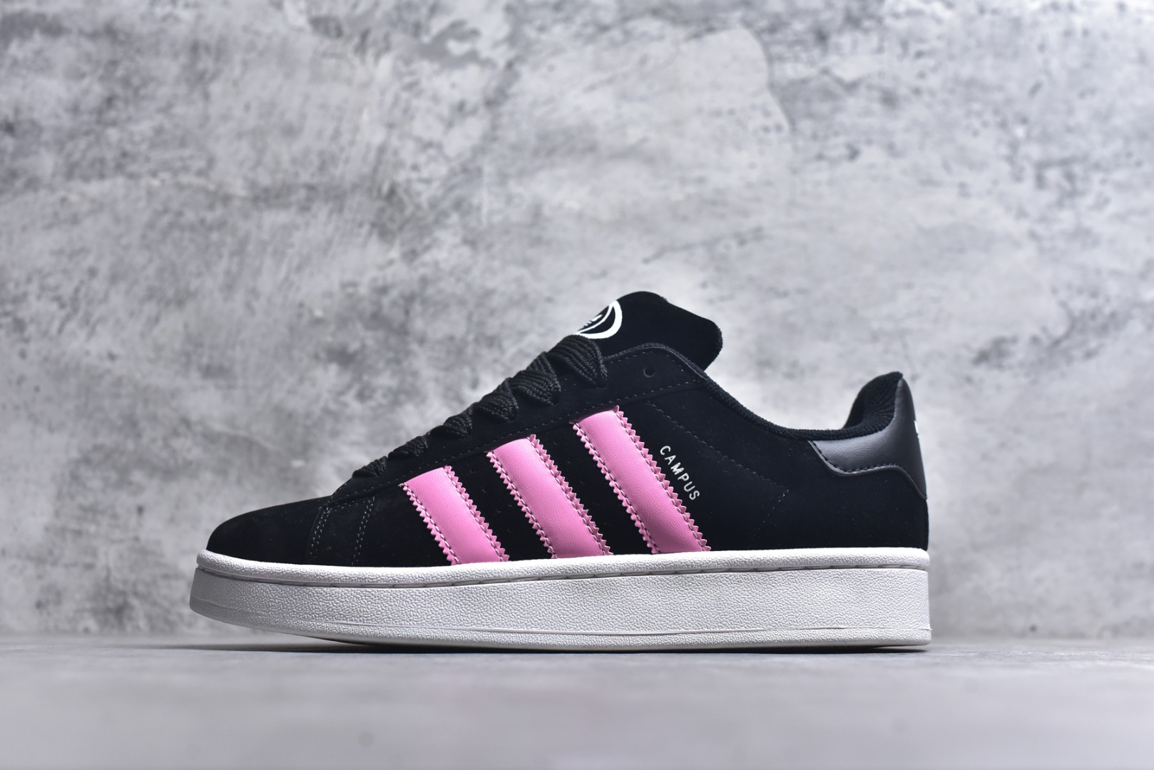 #Adidas 阿迪达斯 Campus 00S 三叶草校园休闲板鞋 QC标 经典白搭情侣板鞋 尺码：36 36.5 37.5 38 38.5 39 40 40.5 41 42 42.5 43 44 44.5 45-选品中心