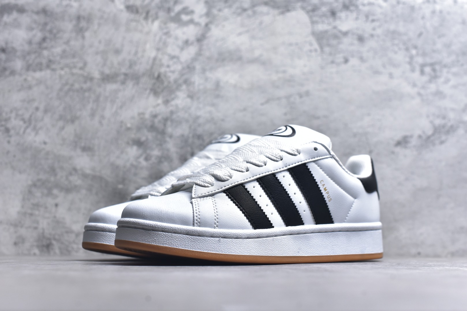 图片[2]-#Adidas 阿迪达斯 Campus 00S 三叶草校园休闲板鞋 QC标 经典白搭情侣板鞋 尺码：36 36.5 37.5 38 38.5 39 40 40.5 41 42 42.5 43 44 44.5 45-选品中心