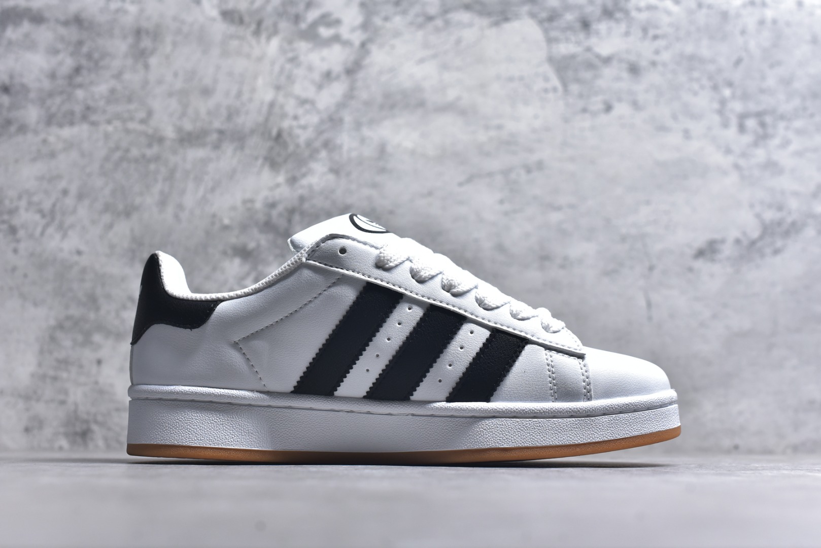 图片[3]-#Adidas 阿迪达斯 Campus 00S 三叶草校园休闲板鞋 QC标 经典白搭情侣板鞋 尺码：36 36.5 37.5 38 38.5 39 40 40.5 41 42 42.5 43 44 44.5 45-选品中心