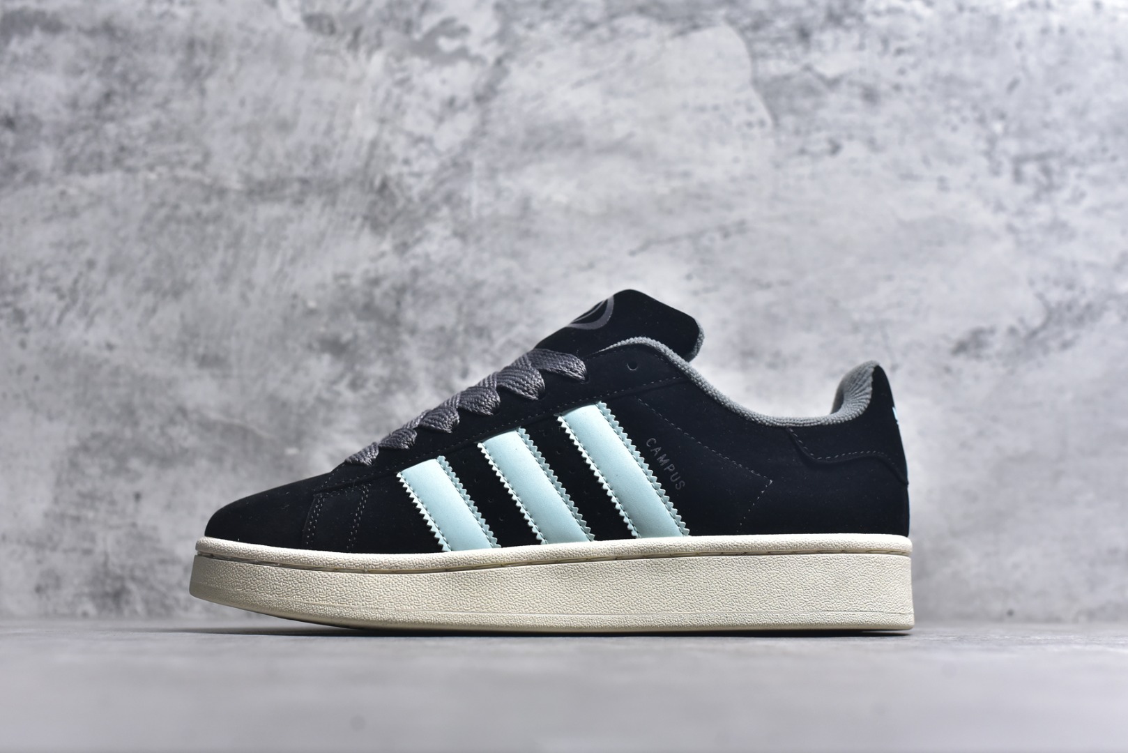 #Adidas 阿迪达斯 Campus 00S 三叶草校园休闲板鞋 QC标 经典白搭情侣板鞋 尺码：36 36.5 37.5 38 38.5 39 40 40.5 41 42 42.5 43 44 44.5 45-选品中心