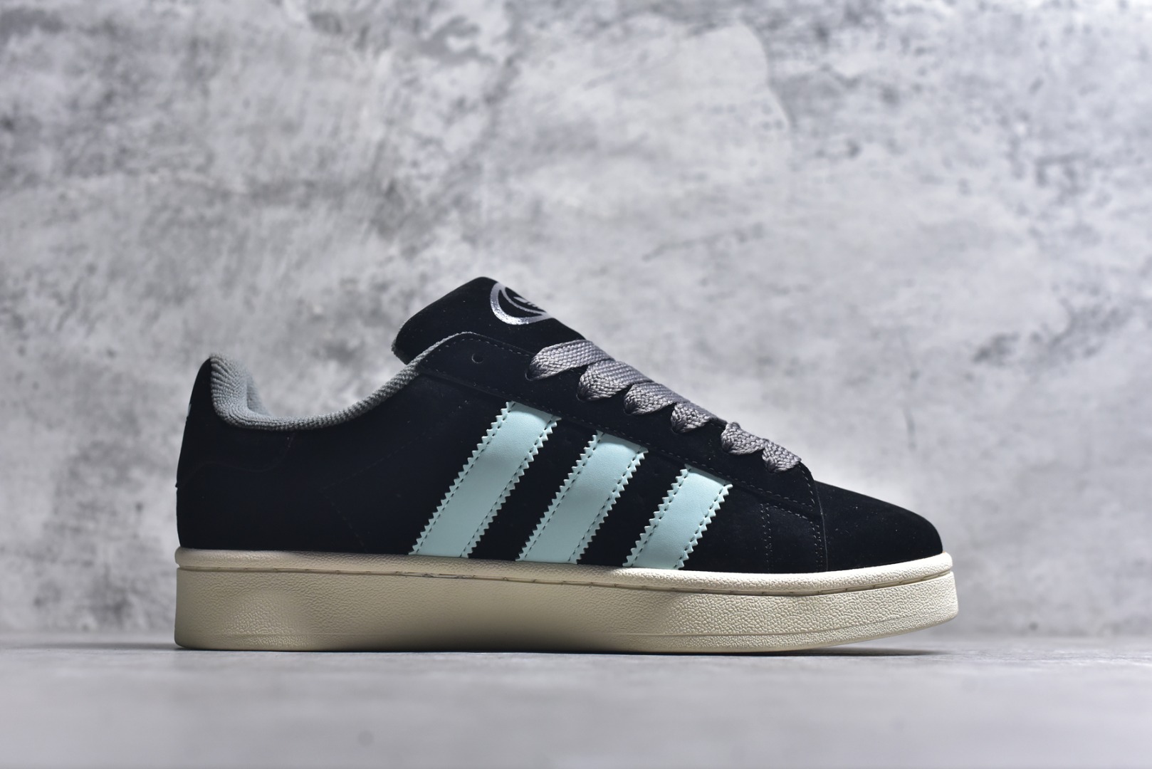 图片[3]-#Adidas 阿迪达斯 Campus 00S 三叶草校园休闲板鞋 QC标 经典白搭情侣板鞋 尺码：36 36.5 37.5 38 38.5 39 40 40.5 41 42 42.5 43 44 44.5 45-选品中心