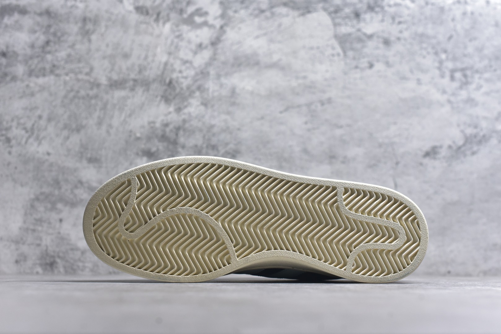 图片[6]-#Adidas 阿迪达斯 Campus 00S 三叶草校园休闲板鞋 QC标 经典白搭情侣板鞋 尺码：36 36.5 37.5 38 38.5 39 40 40.5 41 42 42.5 43 44 44.5 45-选品中心