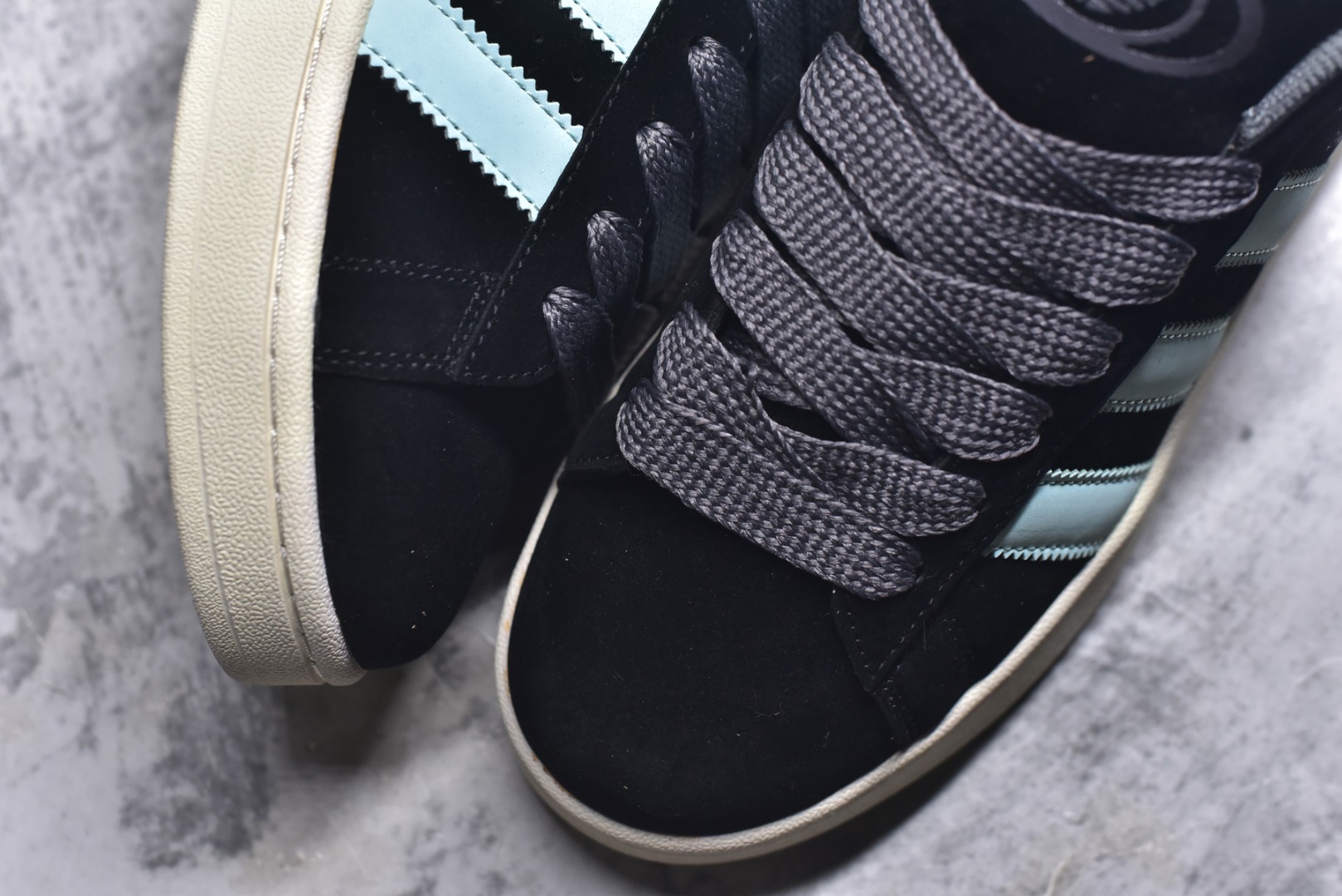 图片[8]-#Adidas 阿迪达斯 Campus 00S 三叶草校园休闲板鞋 QC标 经典白搭情侣板鞋 尺码：36 36.5 37.5 38 38.5 39 40 40.5 41 42 42.5 43 44 44.5 45-选品中心