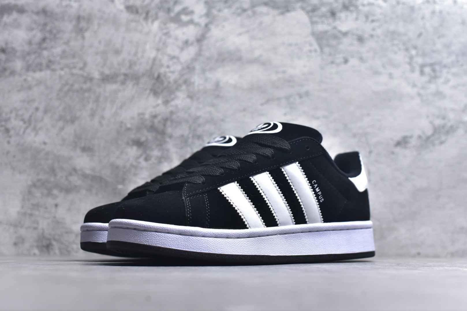 图片[2]-#Adidas 阿迪达斯 Campus 00S 三叶草校园休闲板鞋 QC标 经典白搭情侣板鞋 尺码：36 36.5 37.5 38 38.5 39 40 40.5 41 42 42.5 43 44 44.5 45-选品中心