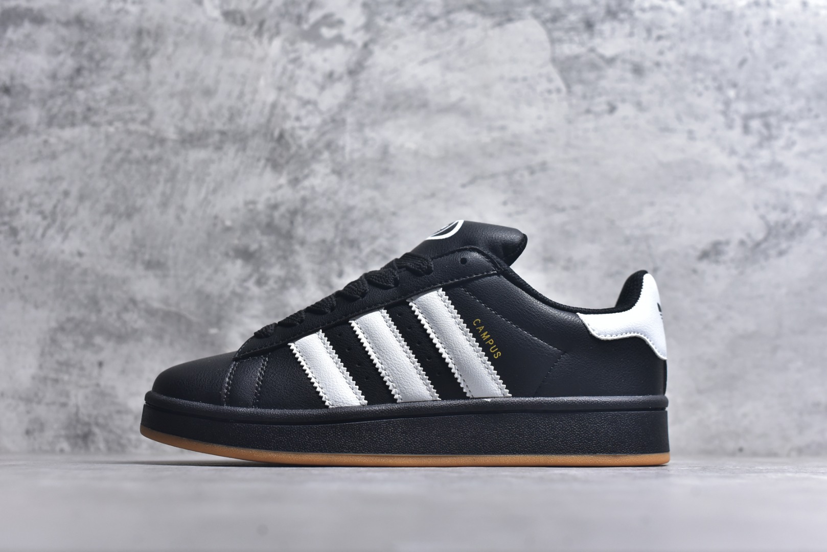 #Adidas 阿迪达斯 Campus 00S 三叶草校园休闲板鞋 QC标 经典白搭情侣板鞋 尺码：36 36.5 37.5 38 38.5 39 40 40.5 41 42 42.5 43 44 44.5 45-选品中心