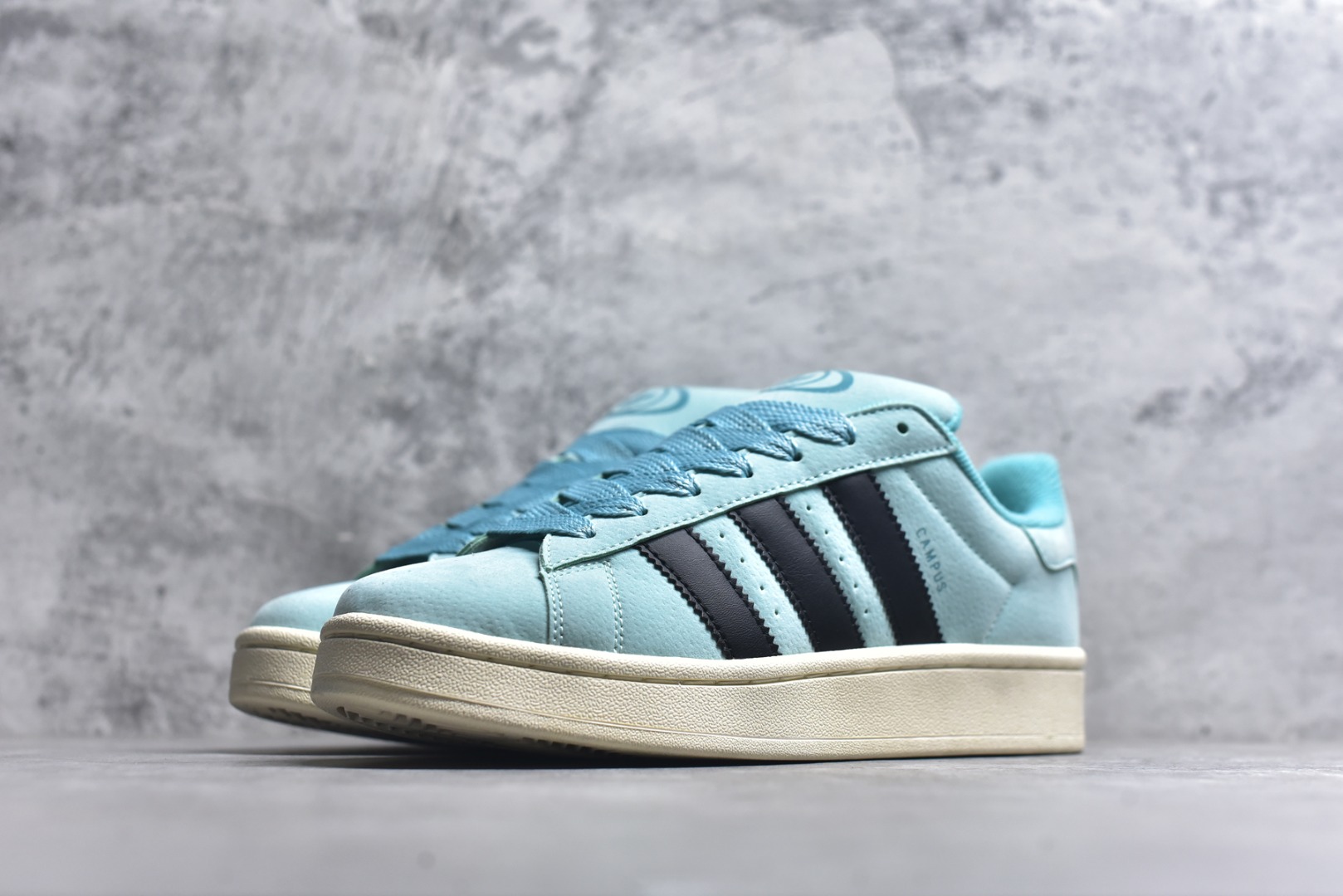 图片[2]-#Adidas 阿迪达斯 Campus 00S 三叶草校园休闲板鞋 QC标 经典白搭情侣板鞋 尺码：36 36.5 37.5 38 38.5 39 40 40.5 41 42 42.5 43 44 44.5 45-选品中心