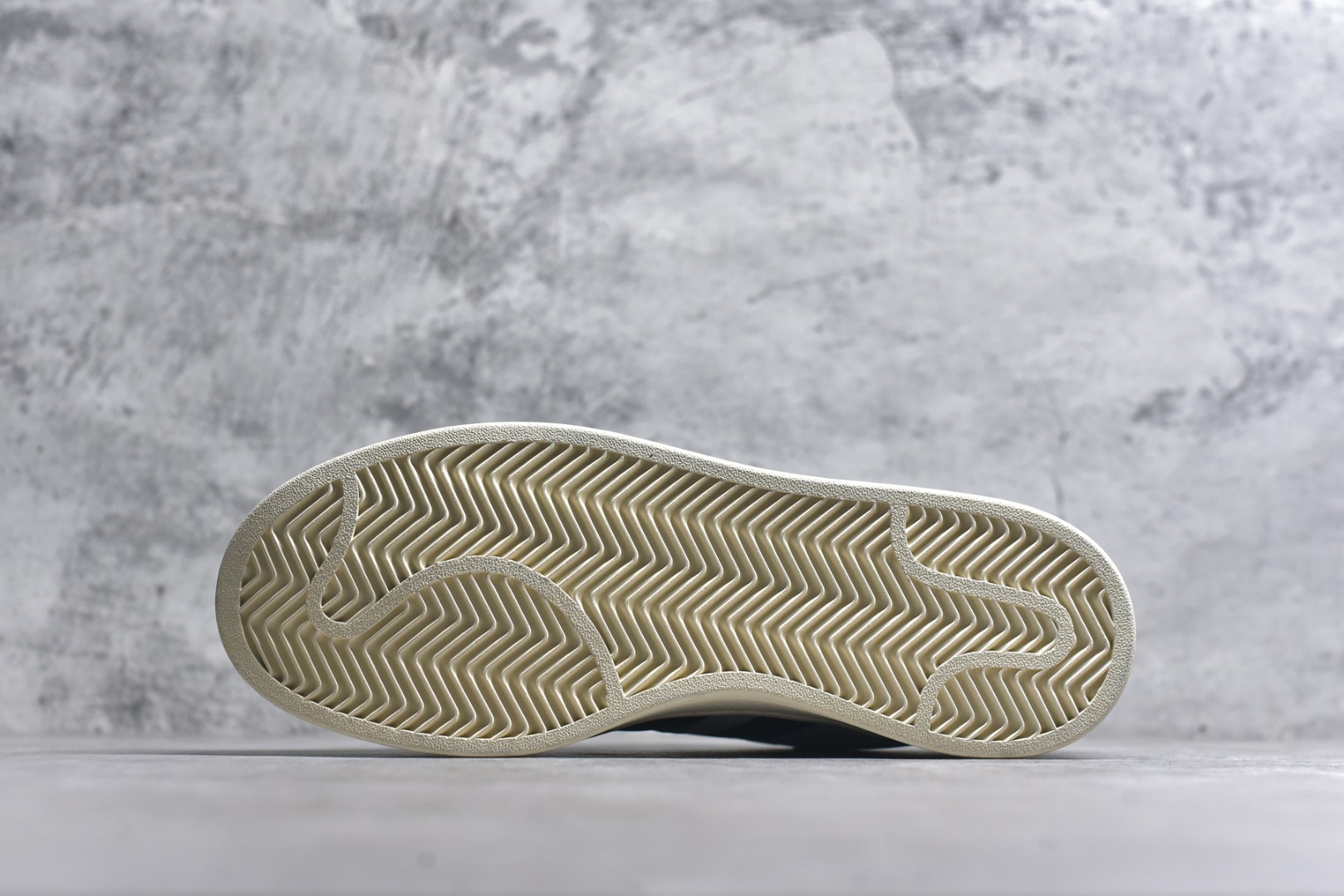 图片[6]-#Adidas 阿迪达斯 Campus 00S 三叶草校园休闲板鞋 QC标 经典白搭情侣板鞋 尺码：36 36.5 37.5 38 38.5 39 40 40.5 41 42 42.5 43 44 44.5 45-选品中心