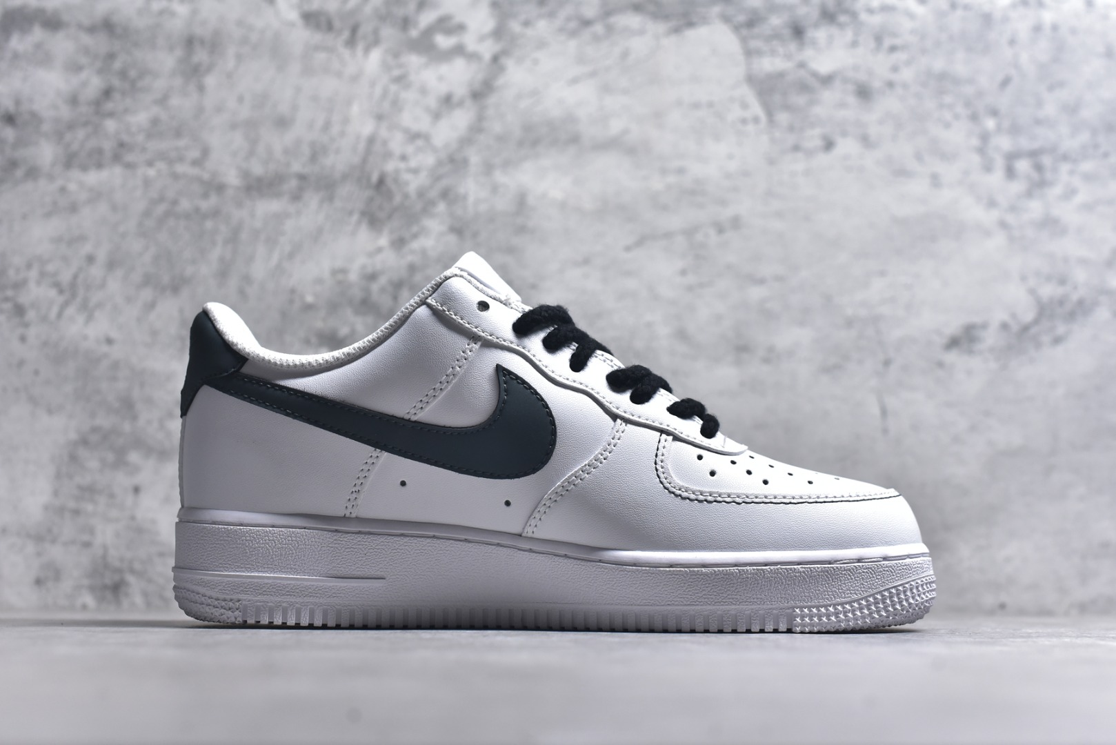 图片[3]-#Nike Air Force 1\’07 Low 简墨 空军一号低帮休闲板鞋 ZH0316-127 #定制皮料 定制鞋盒 原楦原纸板 纯正空军版型 内置全掌气垫 尺码：36 36.5 37.5 38 38.5 39 40 40.5 41 42 42.5 43 44 44.5 45-选品中心