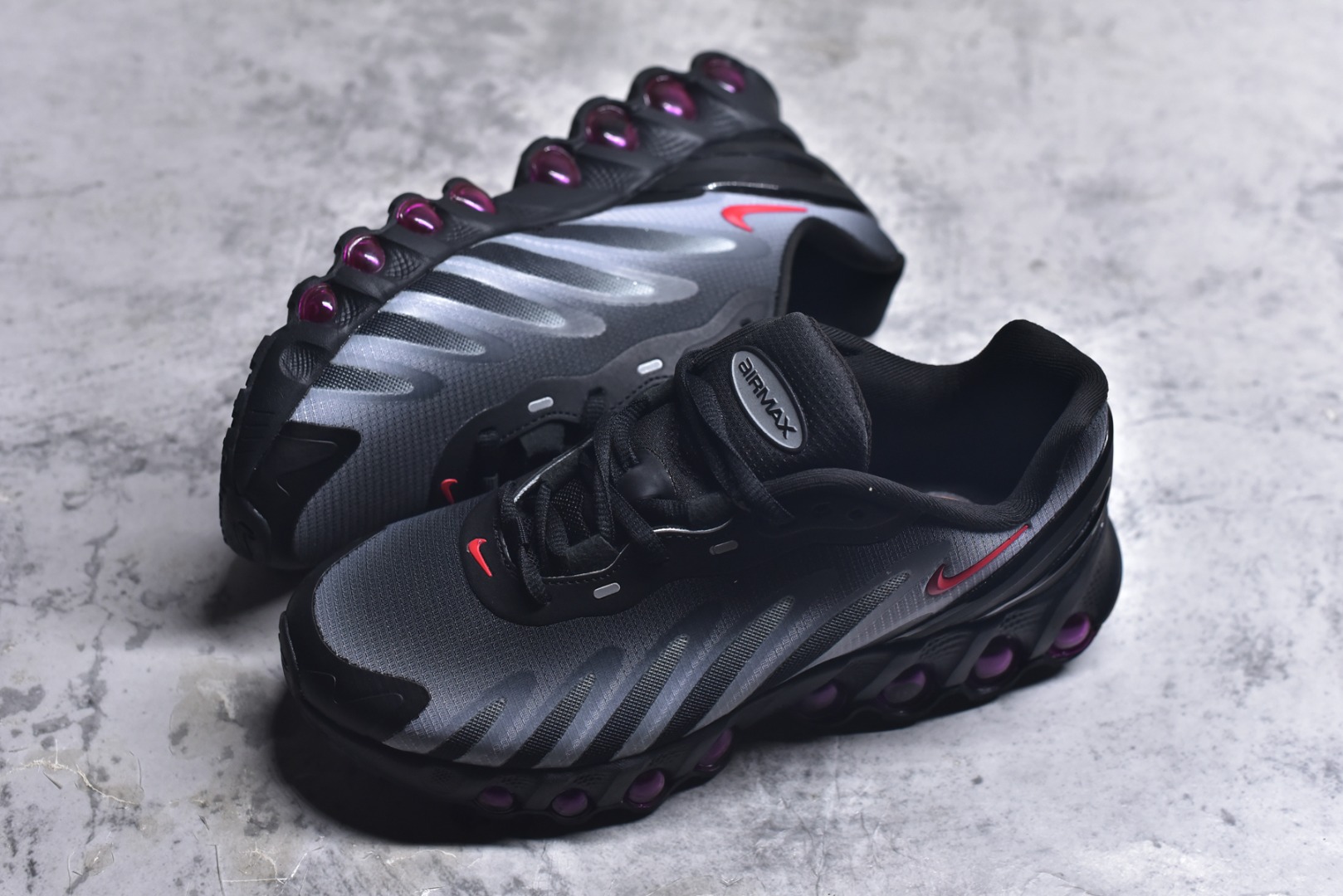 图片[7]-#Nike Air Max Dn8 舒适减震防滑耐磨低帮跑步鞋 男女同款 Nike 旗下 Air Max 家族正式迎来最新成员 Air Max DN8，此鞋款旨在透过 Dynamic Air 技术提升全天穿着体验，当中首次采用了全掌 Dynamic Air 系统，内置两组 Air 气垫，并透过八条互相连通的气管形成持续的气压循环，让每一步都更具弹性与灵活度。 货号：IH4119-004 尺码：36 37.5 38 39 40 41 42 43 44 45-选品中心