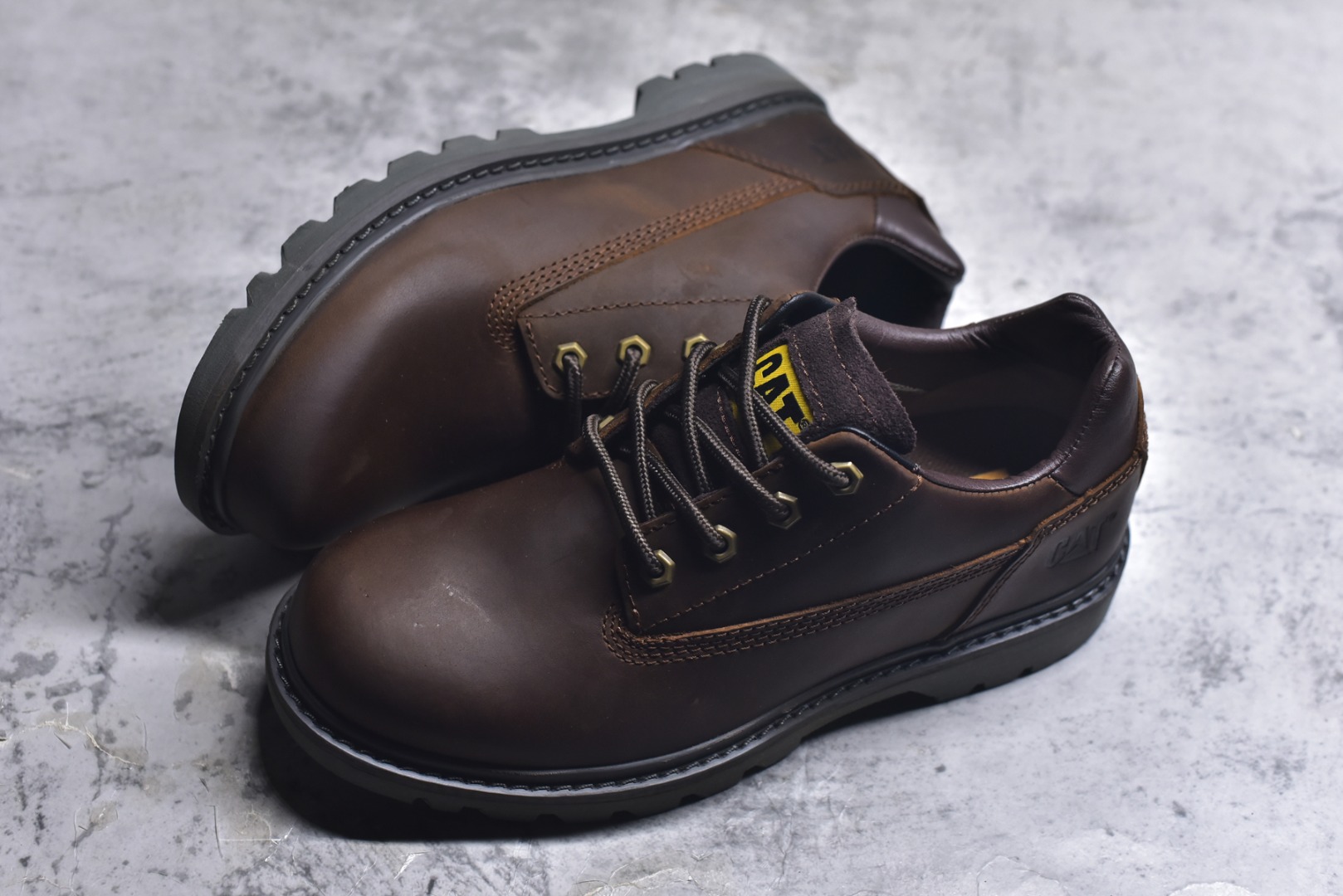 图片[7]-#卡特CAT卡特 硬汉推土机品牌经典百搭户外休闲大黄靴系列#广东大厂品质 秋冬新款 常年主打 时尚潮流搭配 面料釆用意大利进口磨砂牛皮 全鞋真牛皮材料 大底到五金都是代工厂原材料制作 好货不杀猪 首单质量严格把控 全套官网统一包装 今年冬季防寒户外专用 日常随意搭配 型男必备 尺码：38 39 40 41 42 43 44-选品中心