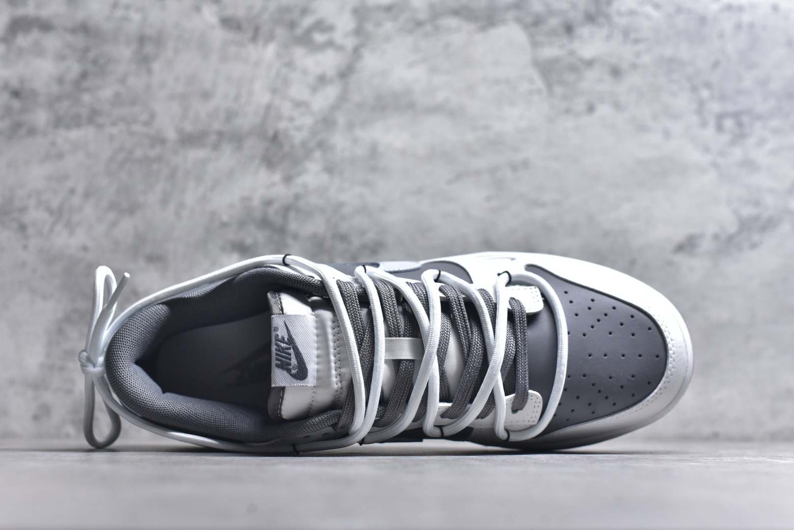 图片[4]-#Nike Dunk Low Retro 绑带联名款 耐克 低帮休闲运动板鞋原装头层材料 用料绝不含糊 独家版型蒸餾加工帶來的是更好的视觉和脚感体验 清洁度 电绣工艺 皮料切割干净无任何毛边 细节完美 货号：GB0528 110 尺码：40-46（半）-选品中心