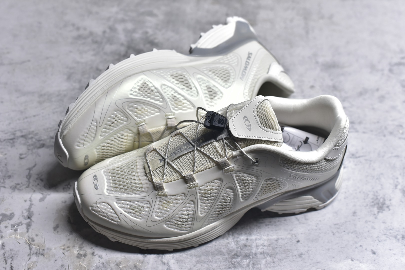 图片[7]-#萨洛蒙 Salomon XT-Whisper WH101 探索者系列 纯原版本 潮流越野机能户外休闲运动跑步鞋 采用透气网布与防护皮革组合鞋面材质 牛角扣系带开合 欧索莱环保去臭环型组合鞋垫 外置4D先进科技以及Contagrip大底 货号： 477962 25 尺码：36 36.5 37 38 38.5 39 40 40.5 41.5 42 42.5 43 44 45 46-选品中心