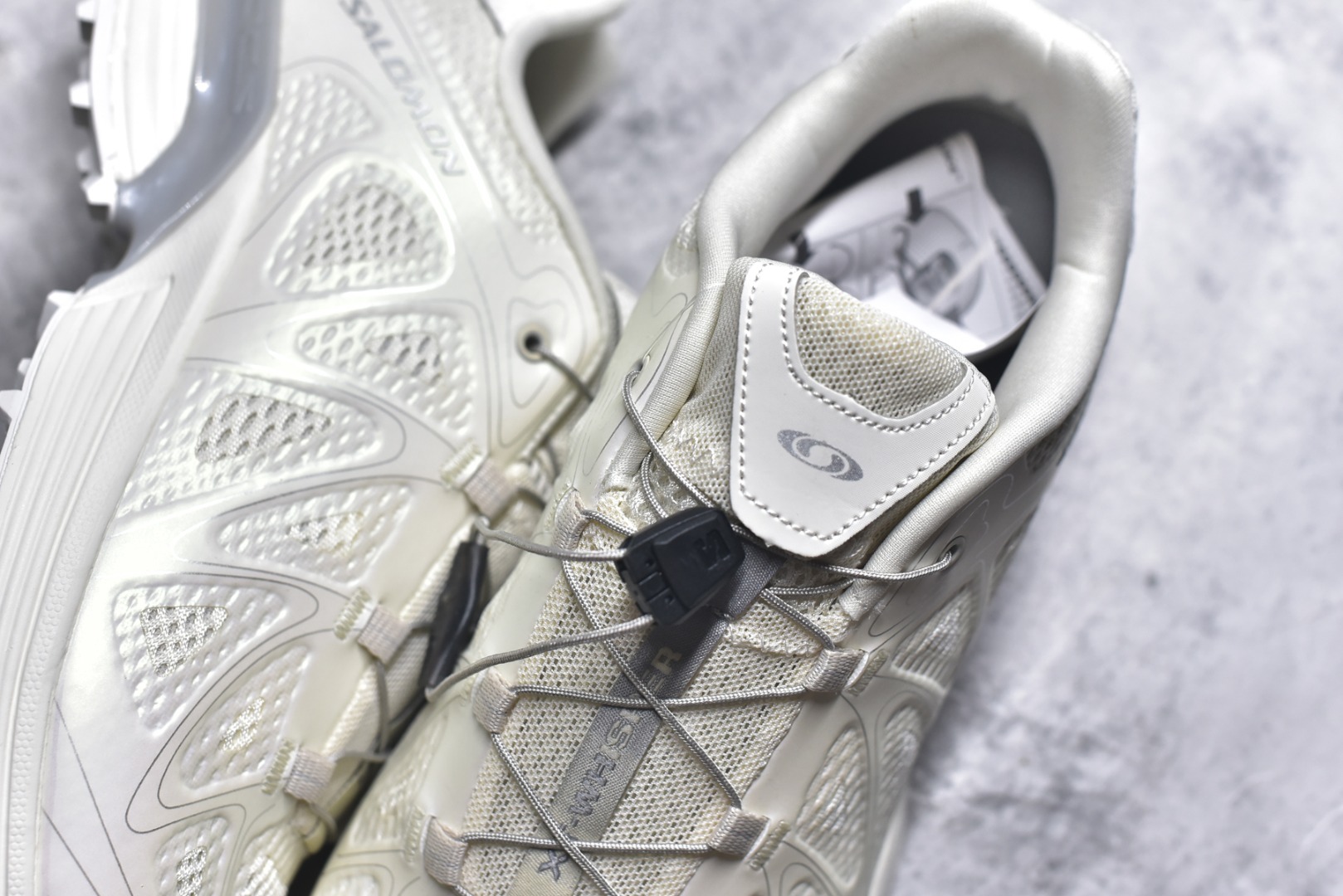 图片[9]-#萨洛蒙 Salomon XT-Whisper WH101 探索者系列 纯原版本 潮流越野机能户外休闲运动跑步鞋 采用透气网布与防护皮革组合鞋面材质 牛角扣系带开合 欧索莱环保去臭环型组合鞋垫 外置4D先进科技以及Contagrip大底 货号： 477962 25 尺码：36 36.5 37 38 38.5 39 40 40.5 41.5 42 42.5 43 44 45 46-选品中心