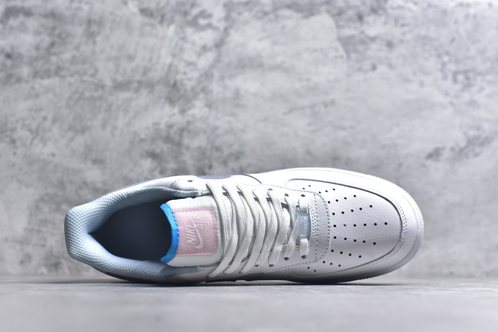 图片[4]-#Nike Air Force1 07 low #原楦头原纸板 打造纯正空军版型 #专注外贸渠道 全掌内置蜂窝气垫 #原盒配件 原厂中底钢印、拉帮完美 货号：CW1574 100 尺码：36-45-选品中心