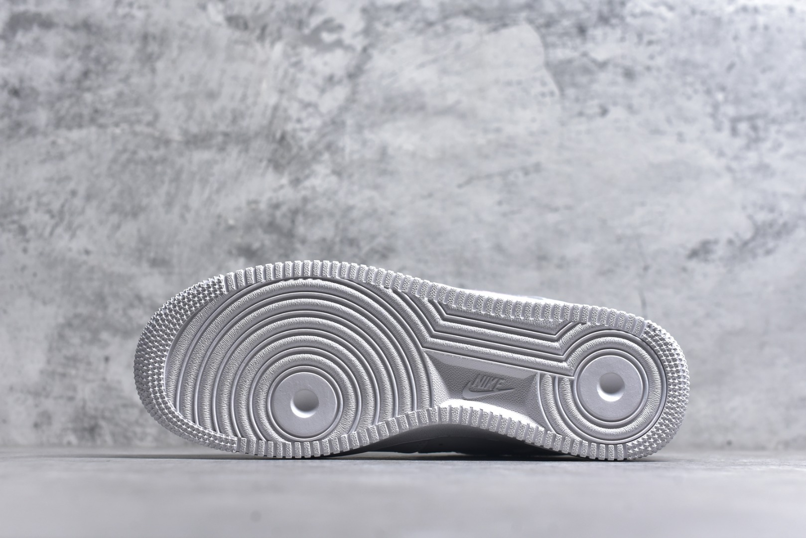 图片[6]-#Nike Air Force1 07 low #原楦头原纸板 打造纯正空军版型 #专注外贸渠道 全掌内置蜂窝气垫 #原盒配件 原厂中底钢印、拉帮完美 货号：CW1574 100 尺码：36-45-选品中心