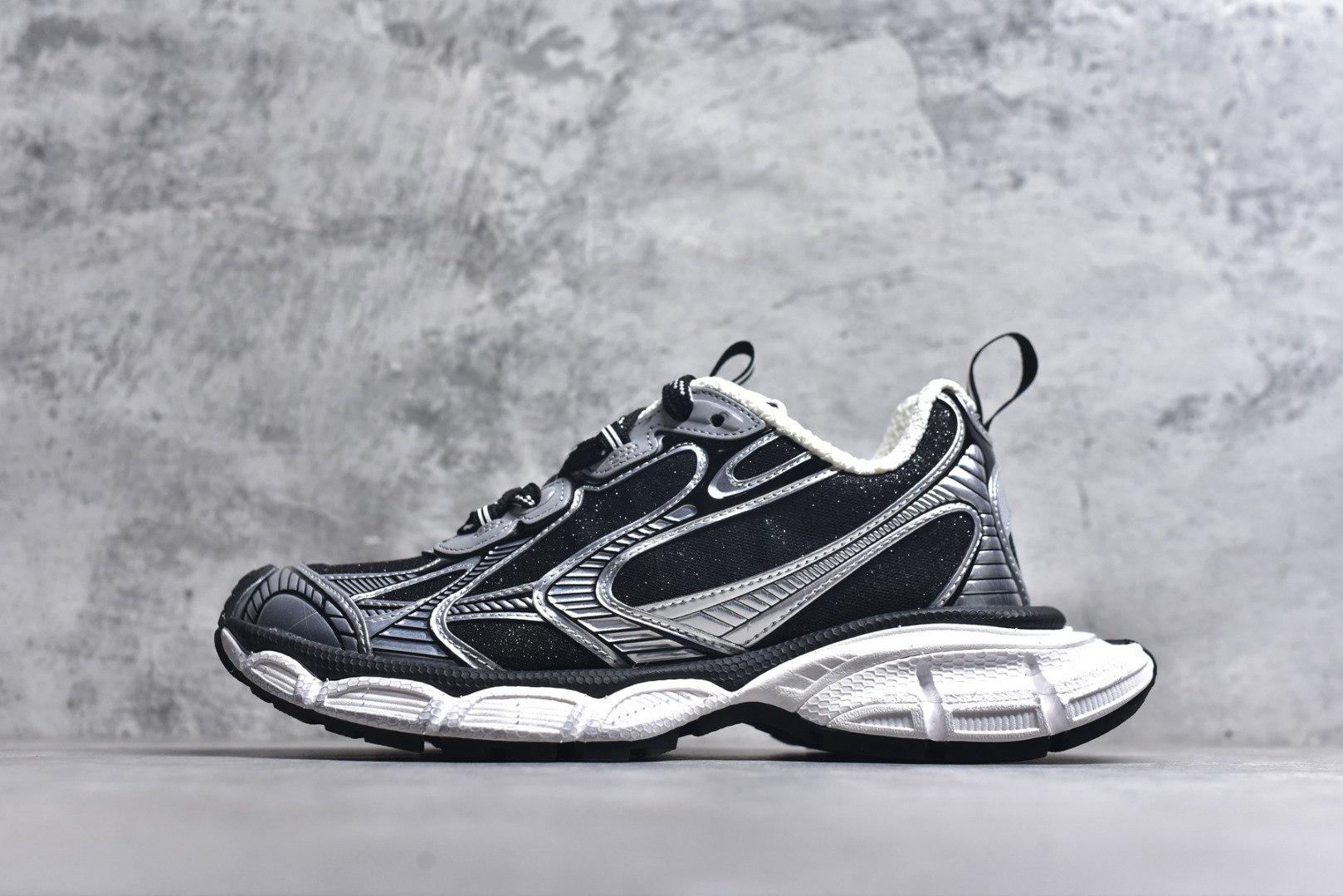 #满天星Balenciaga2011巴黎世家 3XL 黑银满天星 货号：734731 W3XL 1080 尺码：35 36 37 38 39 40 41 42 43 44 45 46-选品中心