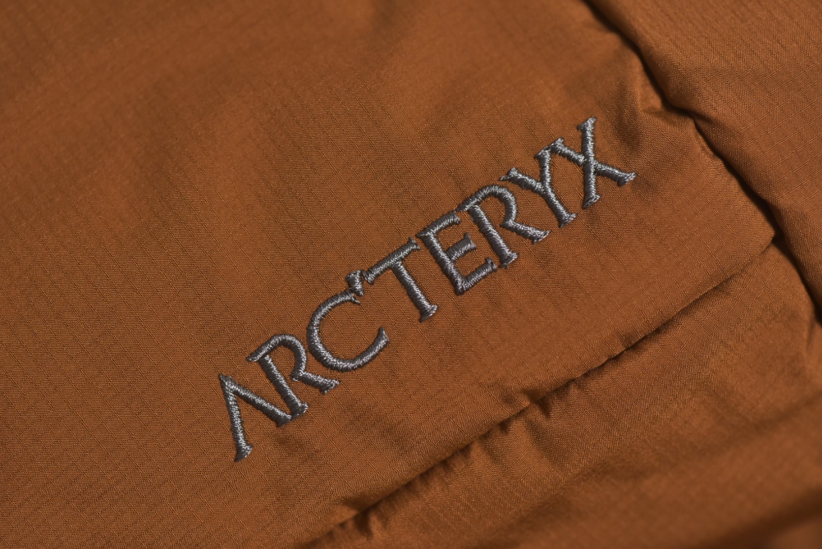 图片[4]-#ARCTERYX 始祖鸟ATOM AR阿童木 情侣同款棉服系列 ❗ 现货供应 全年售后❗ 温馨提示❗（只做高端产品） DF巅峰 踏上巅峰❗ 颜色：黑色.空黄.白灰.粉色 尺码：XS.S. M .L .XL. XXL.-选品中心