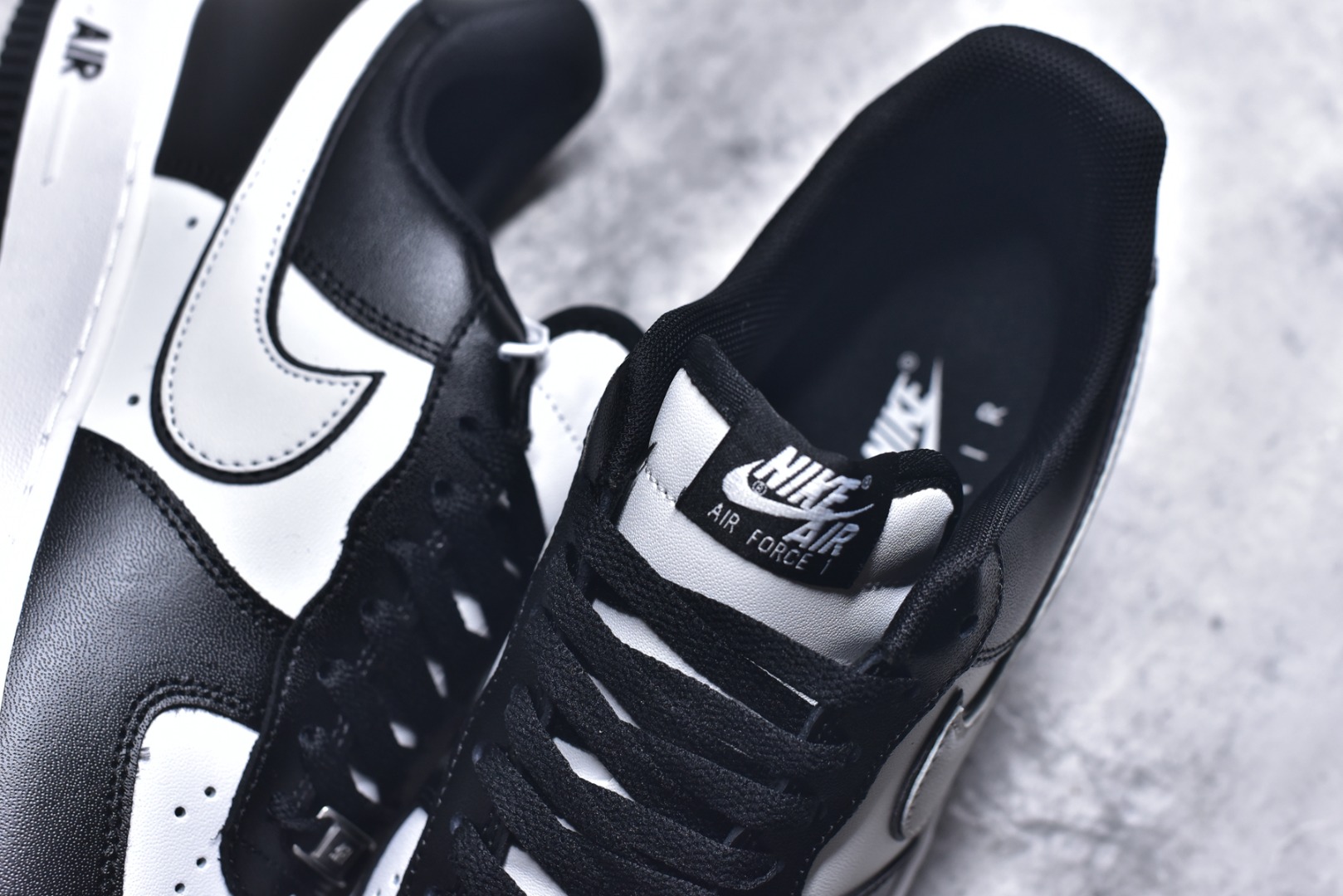 图片[9]-#Nike Air Force 1 Low 熊猫白黑叠勾 空军一号低帮运动休闲板鞋 原楦头原纸板 打造纯正空军版型#专注外贸渠道 全掌内置蜂窝气垫 #原盒配件 原厂中底钢印、拉帮完美 货号：DV0788-001 尺码：36 36.5 37.5 38 38.5 39 40 40.5 41 42 42.5 43 44 44.5 45-选品中心