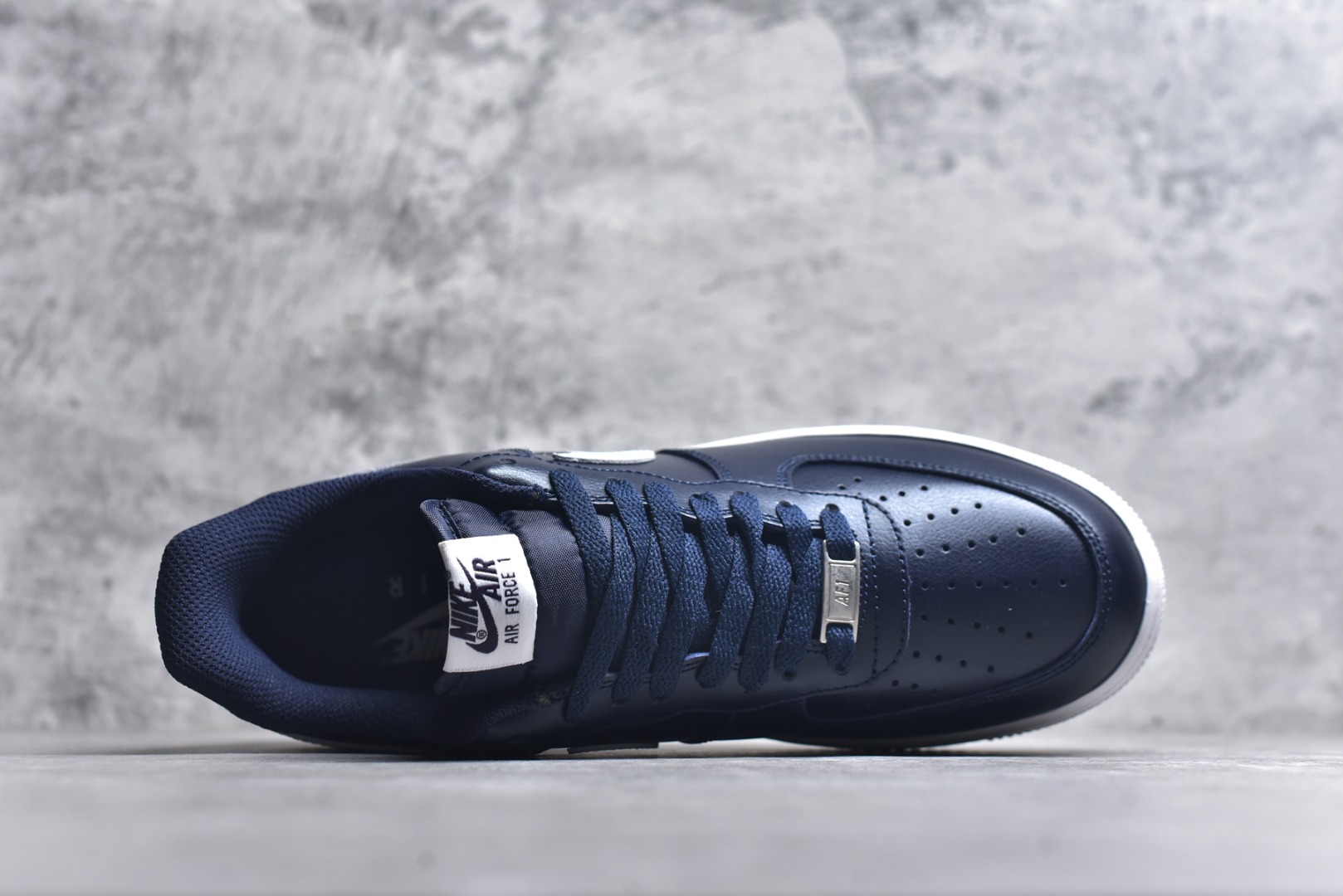 图片[4]-#Nike Air Force 1 Low 权志龙海军蓝 空军一号低帮运动休闲板鞋 原楦头原纸板 打造纯正空军版型#专注外贸渠道 全掌内置蜂窝气垫 #原盒配件 原厂中底钢印、拉帮完美 货号：CJ0952-400 尺码：36 36.5 37.5 38 38.5 39 40 40.5 41 42 42.5 43 44 44.5 45-选品中心