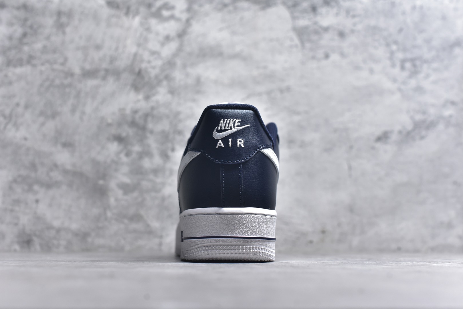 图片[5]-#Nike Air Force 1 Low 权志龙海军蓝 空军一号低帮运动休闲板鞋 原楦头原纸板 打造纯正空军版型#专注外贸渠道 全掌内置蜂窝气垫 #原盒配件 原厂中底钢印、拉帮完美 货号：CJ0952-400 尺码：36 36.5 37.5 38 38.5 39 40 40.5 41 42 42.5 43 44 44.5 45-选品中心