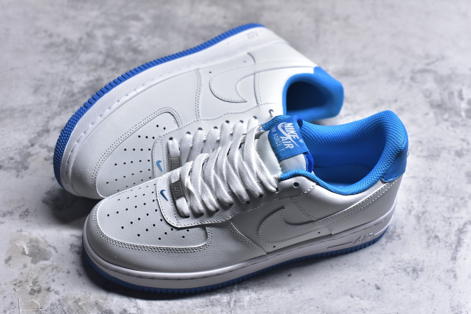 图片[7]-# NK Air Force 1 Low 白蓝尾 原楦头原纸板 打造纯正空军版型专注外贸渠道 全掌内置蜂窝气垫 原盒配件 原厂中底钢印、拉帮完美 货号：DR9867-101 尺码：36 36.5 37.5 38 38.5 39 40 40.5 41 42 42.5 43 44 44.5 45-选品中心