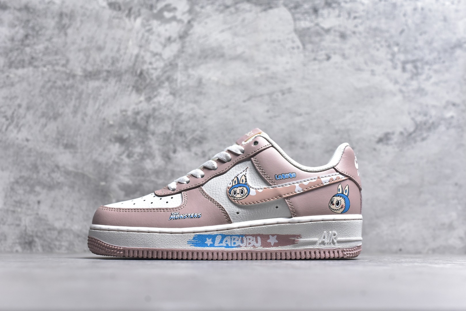#Nike Air Force 1\'07 Low 粉色涂鸦拉布布 空军一号低帮休闲板鞋 KJ5188-005 #原楦头原纸板 原装鞋盒 定制五金配件 内置全掌气垫 原厂鞋底 尺码：36 36.5 37.5 38 38.5 39 40 9.D4-选品中心
