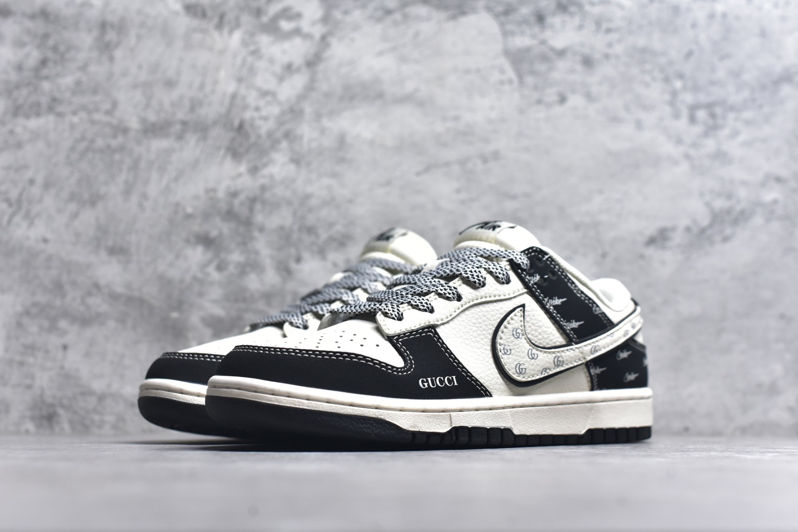 图片[2]-#Nike SB Dunk Low 古驰联名 黑白熊猫 周年高端定制 低帮休闲板鞋 JP1628-021 #定制鞋盒 大厂纯原品质出货 超高清洁度 皮料切割干净无任何毛边 细节完美 尺码：36 36.5 37.5 38 38.5 39 40 40.5 41 42 42.5 43 44 44.5 45 9.E5-选品中心