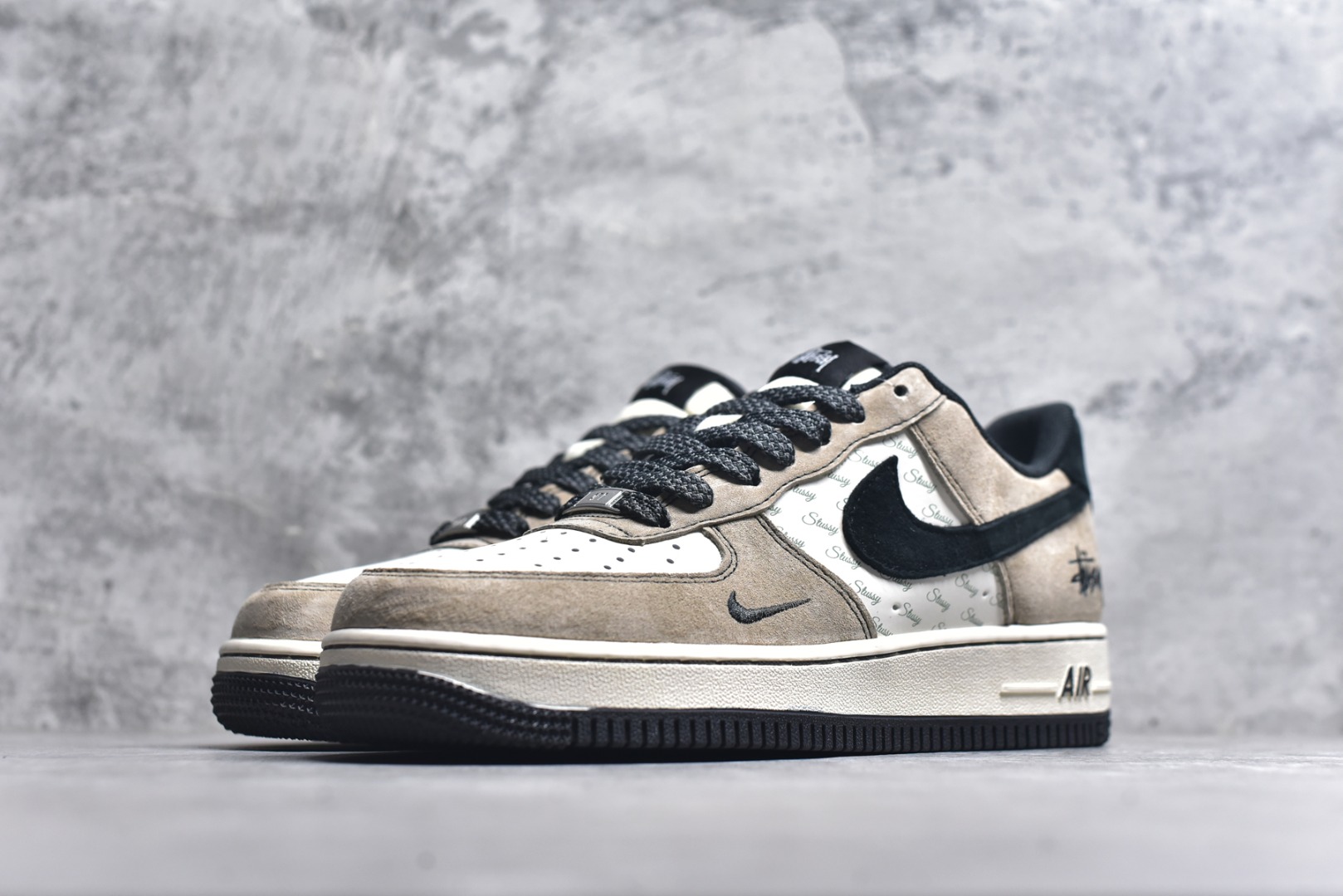 图片[2]-#Nk Air Force 1\’07 Low 斯图西联名-奶茶 空军一号低帮休闲板鞋 XZ6188-999 #原楦头原纸板 原装鞋盒 定制五金配件 内置全掌气垫 原厂鞋底 尺码：36 36.5 37.5 38 38.5 39 40 40.5 41 42 42.5 43 44 44.5 45 9.D4-选品中心