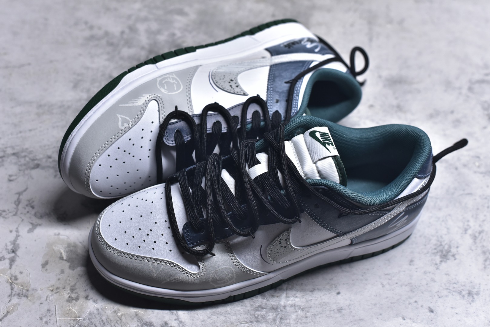 图片[7]-#Nike SB Dunk Low 绑带 周年高端定制 低帮休闲板鞋 DV0833-111 #定制鞋盒 超高清洁度 皮料切割干净无任何毛边 细节完美 尺码：36 36.5 37.5 38 38.5 39 40 40.5 41 42 42.5 43 44-选品中心