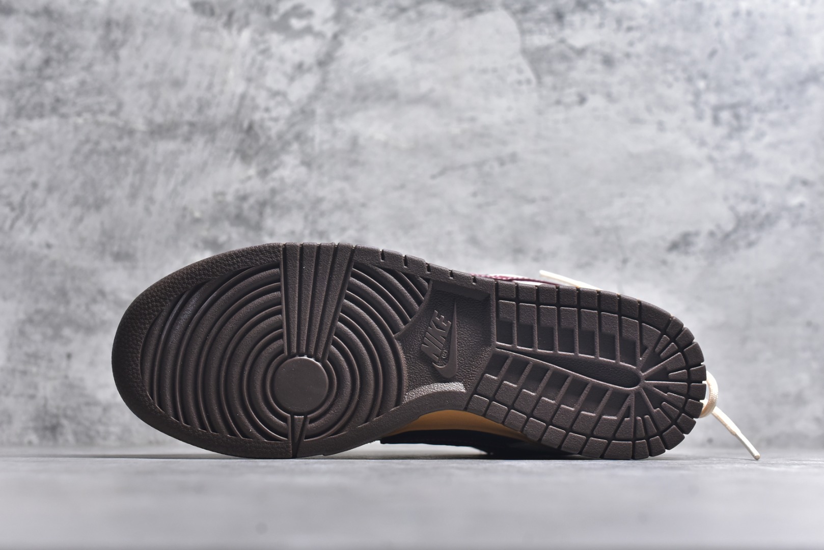 图片[6]-#Nike SB Dunk Low 绑带 周年高端定制 低帮休闲板鞋 HQ3459-212 #定制鞋盒 超高清洁度 皮料切割干净无任何毛边 细节完美 尺码：36 36.5 37.5 38 38.5 39 40 40.5 41 42 42.5 43 44-选品中心