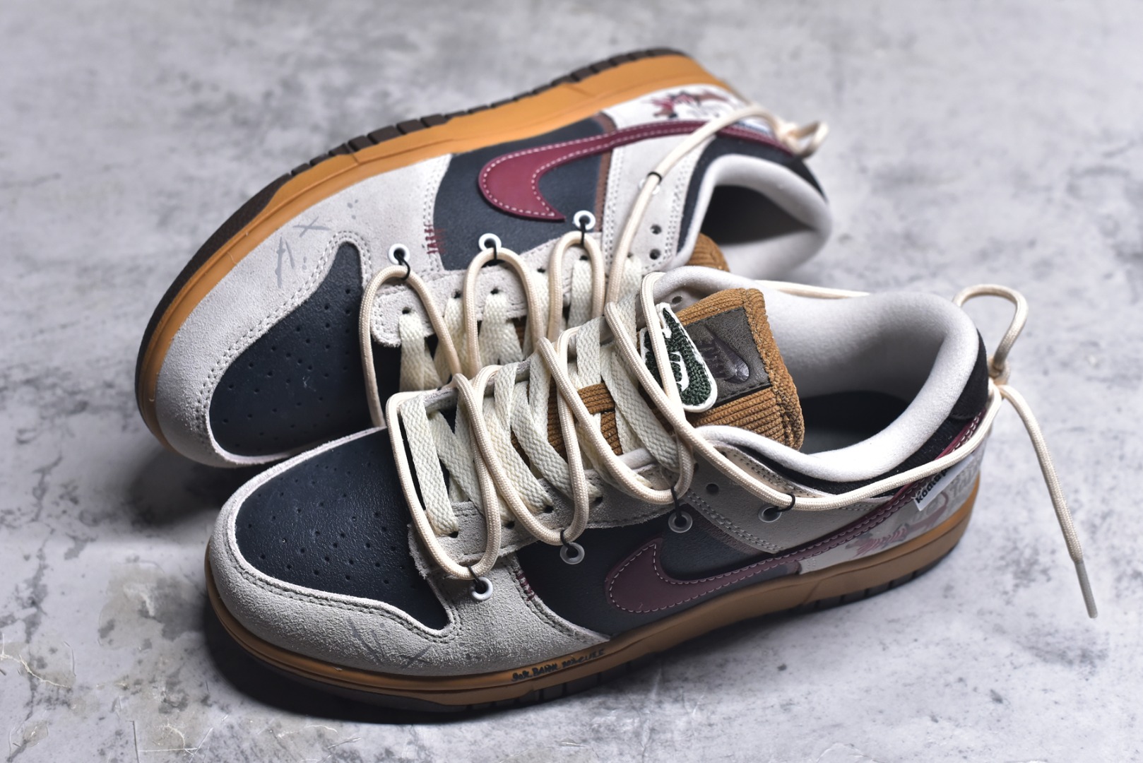 图片[7]-#Nike SB Dunk Low 绑带 周年高端定制 低帮休闲板鞋 HQ3459-212 #定制鞋盒 超高清洁度 皮料切割干净无任何毛边 细节完美 尺码：36 36.5 37.5 38 38.5 39 40 40.5 41 42 42.5 43 44-选品中心