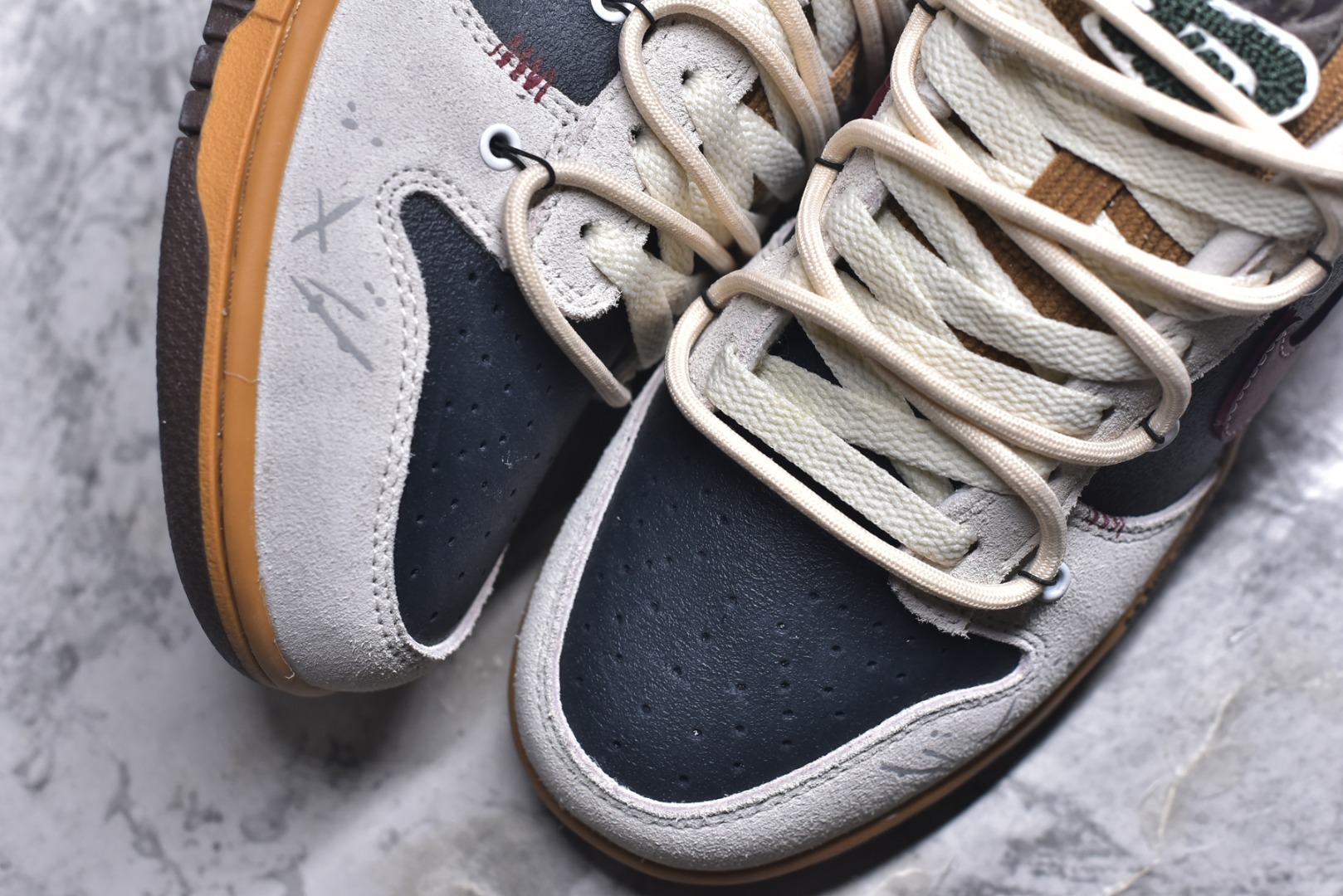 图片[8]-#Nike SB Dunk Low 绑带 周年高端定制 低帮休闲板鞋 HQ3459-212 #定制鞋盒 超高清洁度 皮料切割干净无任何毛边 细节完美 尺码：36 36.5 37.5 38 38.5 39 40 40.5 41 42 42.5 43 44-选品中心