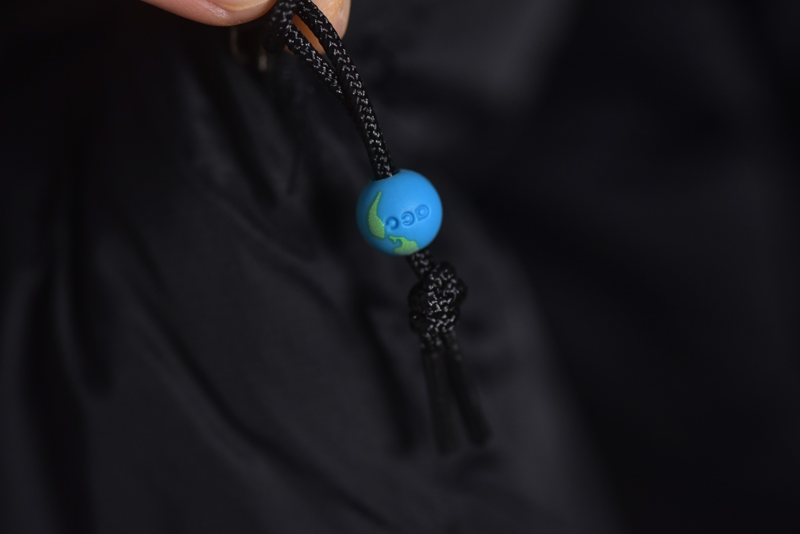 图片[6]-#Nike/耐克 24Fw ACG面包羽绒棉服 高端支线系列应对极端恶劣天气，旗舰店门面的担当，不多见的抗寒重磅单品，拼接设计拼色呼应真的好好看的一款面包服，做工复杂程度比羽绒服要复杂的多，保暖性能和羽绒服一致，东北零下的天气都可以穿，顶级原版辅料细节，原版一致，采用p棉填充400克，科技面料值得入手，定制地球和ACG三角铁环扣子，绿色胸口Logo压胶细节，三处刺绣均为百灵达进口机器万针刺绣，男女同款 尺码：M-XXL-选品中心