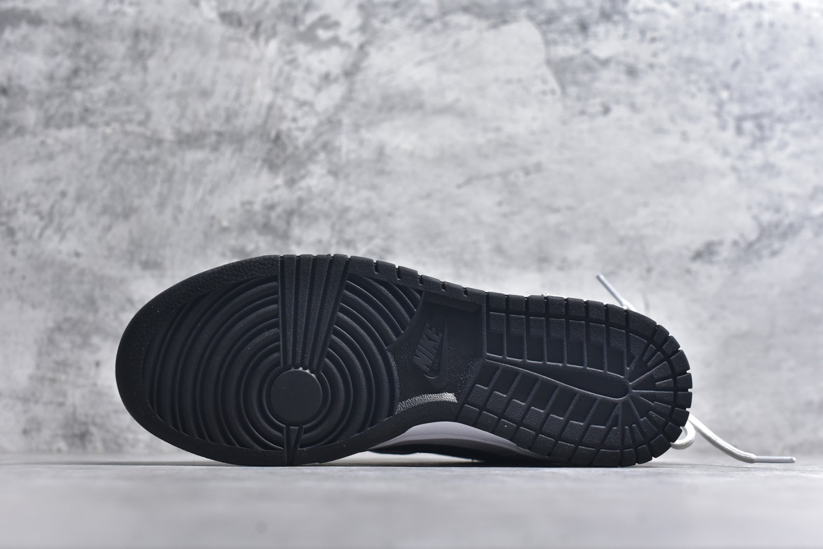 图片[6]-#Nike SB Dunk Low 绑带 周年高端定制 低帮休闲板鞋 DD1391-100 #定制鞋盒 超高清洁度 皮料切割干净无任何毛边 细节完美 尺码：40 40.5 41 42 42.5 43 44 44.5 45 46 9.E5-选品中心