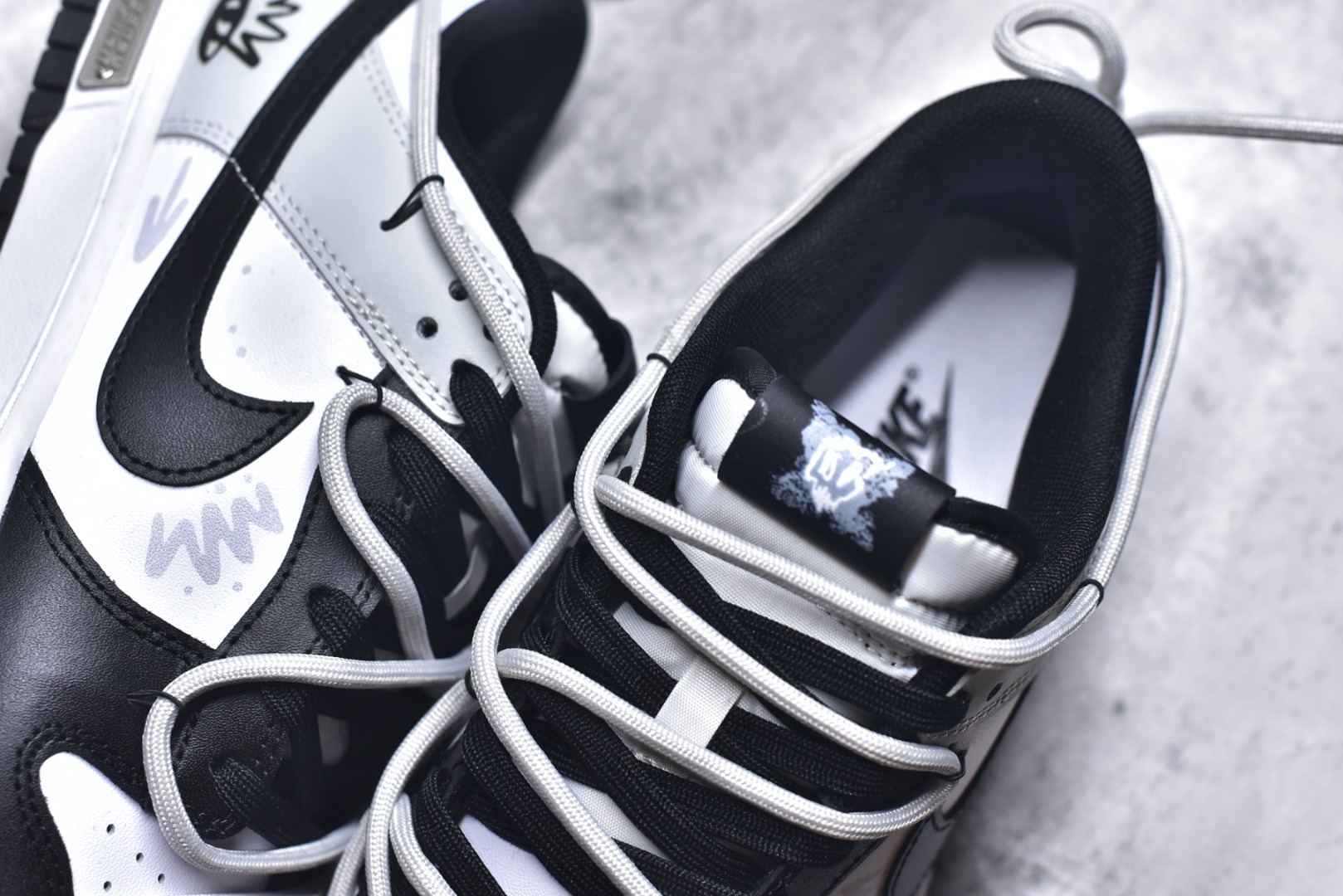 图片[9]-#Nike SB Dunk Low 绑带 周年高端定制 低帮休闲板鞋 DD1391-100 #定制鞋盒 超高清洁度 皮料切割干净无任何毛边 细节完美 尺码：40 40.5 41 42 42.5 43 44 44.5 45 46 9.E5-选品中心