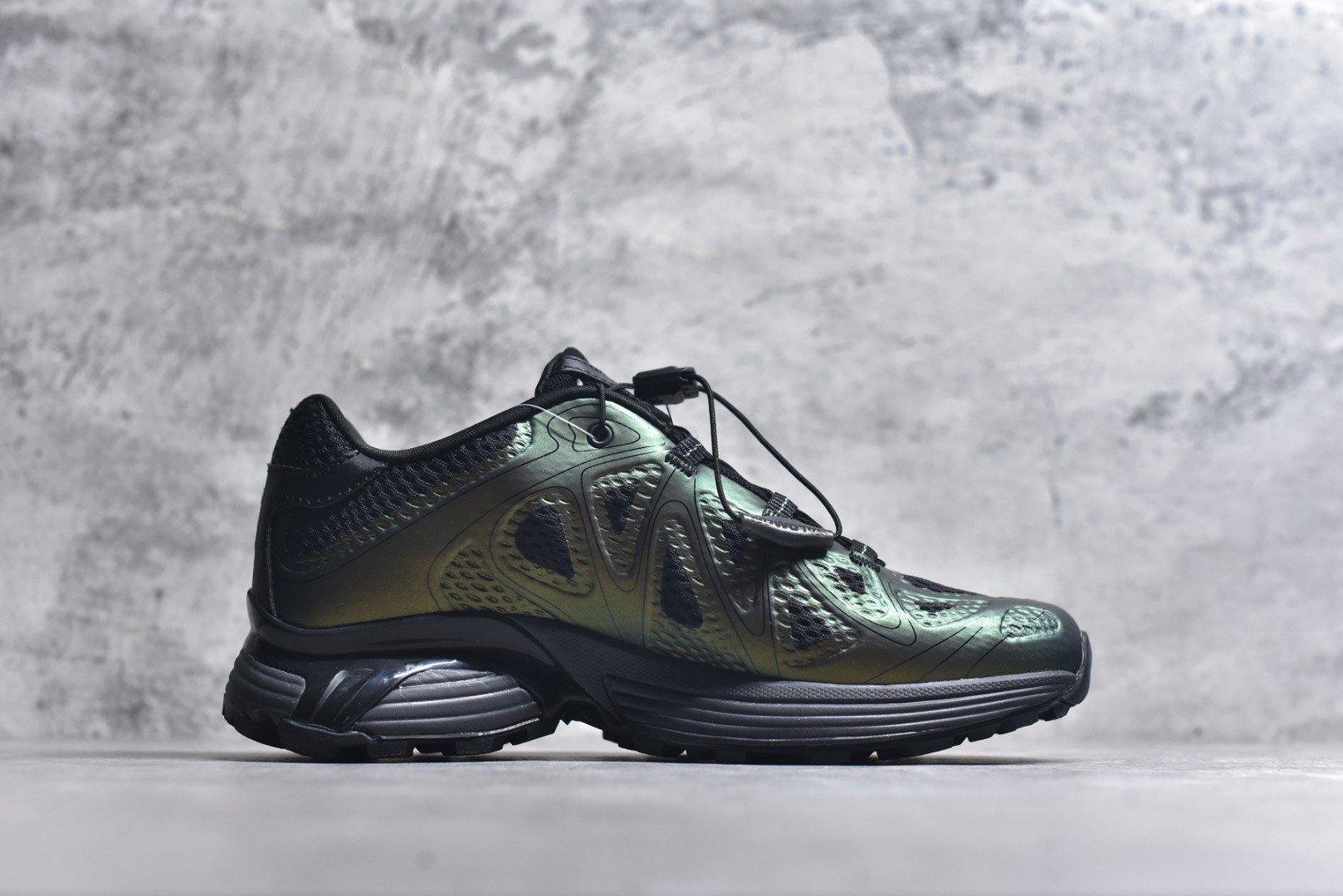 图片[3]-#Salomon XT-Whisper Void 萨洛蒙 探索者系列户外越野跑鞋 478755-28 #鞋面采用SENSIFIT贴合技术 全方位贴合包裹脚型 鞋跟部鞋底牵引设计 提供强大的抓地性能 更适应野外崎岖不平的道路 其3D ADVANCED CHASSIS底盘 材料轻量大化 钉齿设计更具稳定性、防护性 鞋底易磨损区运用CONTAGRIP高耐磨材料 应对城市硬质路面长距离跑考验 尺码：36 36.5 37 38 38.5 39 40 40.5 41 42 42.5 43 44-选品中心