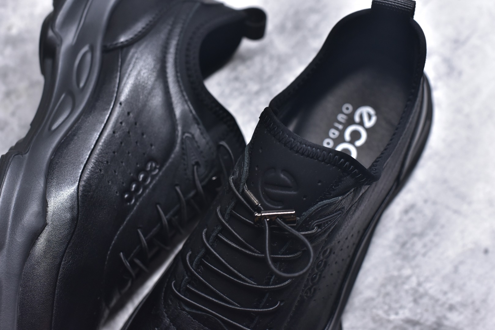 图片[9]-#Ecco爱步运动鞋男鞋 BIOM2025 透气健步鞋 防滑跑步鞋 健步C系列新款 黄景瑜同款 牛皮鞋面 纹理自然 柔韧耐穿 BIOM自然律动科技鞋楦 符合人体工学 带来裸足体验 气垫中底 带来轻盈舒适的上脚感受 橡胶外底 适应多种地形 防滑耐磨 强劲抓地 鞋面和鞋底一体成型合脚耐穿 城市运动 自在逸步 货号： 5161082135 尺码：38 39 40 41 42 43 44（皮鞋码）-选品中心