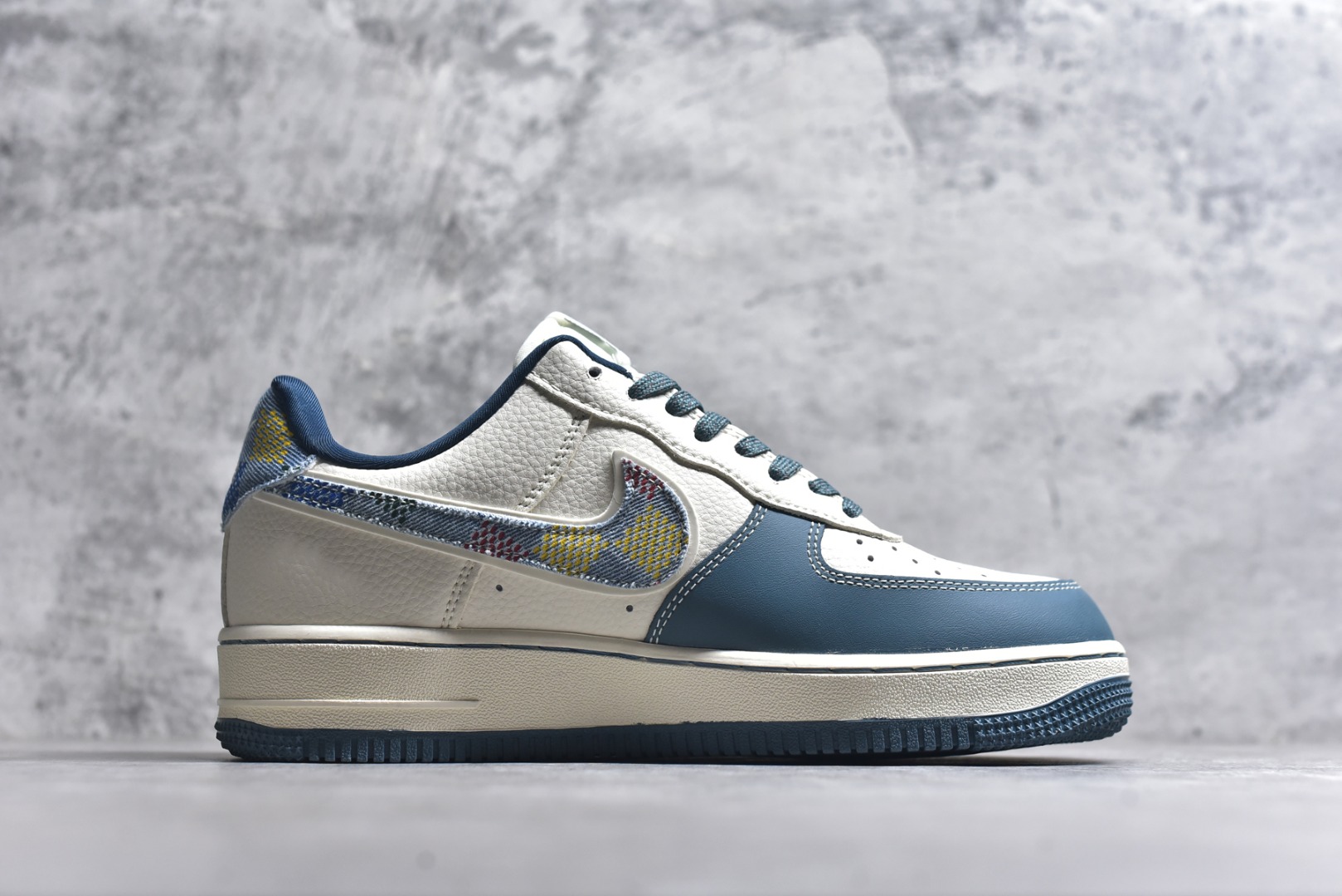 图片[3]-#Nike Air Force 1\’07 Low LV联名 拼接彩勾 空军一号低帮休闲板鞋 DD1982-301 #原楦头原纸板 原装鞋盒 定制五金配件 内置全掌气垫 原厂鞋底 尺码：36 36.5 37.5 38 38.5 39 40 40.5 41 42 42.5 43 44 44.5 45 9.D4-选品中心