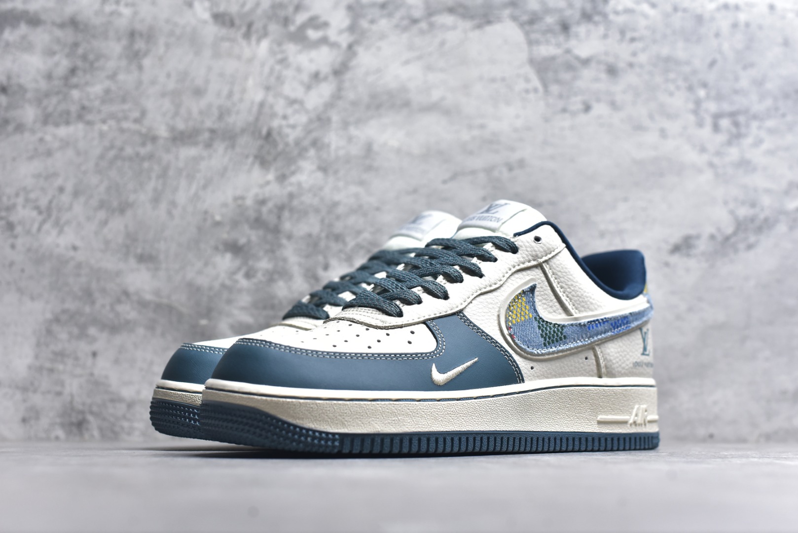 图片[2]-#Nike Air Force 1\’07 Low LV联名 拼接彩勾 空军一号低帮休闲板鞋 DD1982-301 #原楦头原纸板 原装鞋盒 定制五金配件 内置全掌气垫 原厂鞋底 尺码：36 36.5 37.5 38 38.5 39 40 40.5 41 42 42.5 43 44 44.5 45 9.D4-选品中心