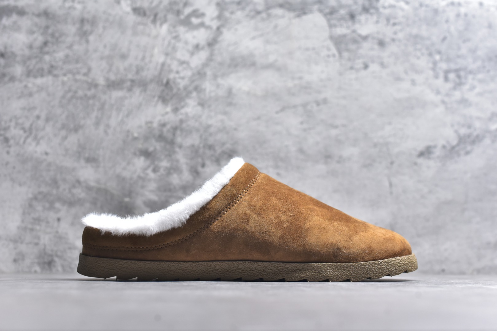 图片[3]-#Alo Recovery Slipper 秋冬季居家户外懒人加绒一脚蹬 栗色 #大厂采购原材料多处细节一步到位 搭配防滑耐磨鞋底 居家户外随意搭配 尺码：36 37 38 39 40 41 42 43 44 45-选品中心